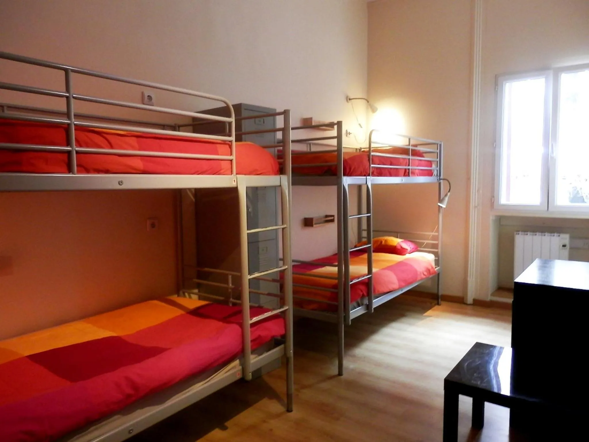 Photo of the whole room, Bed in Barcelona Central Garden Hostal