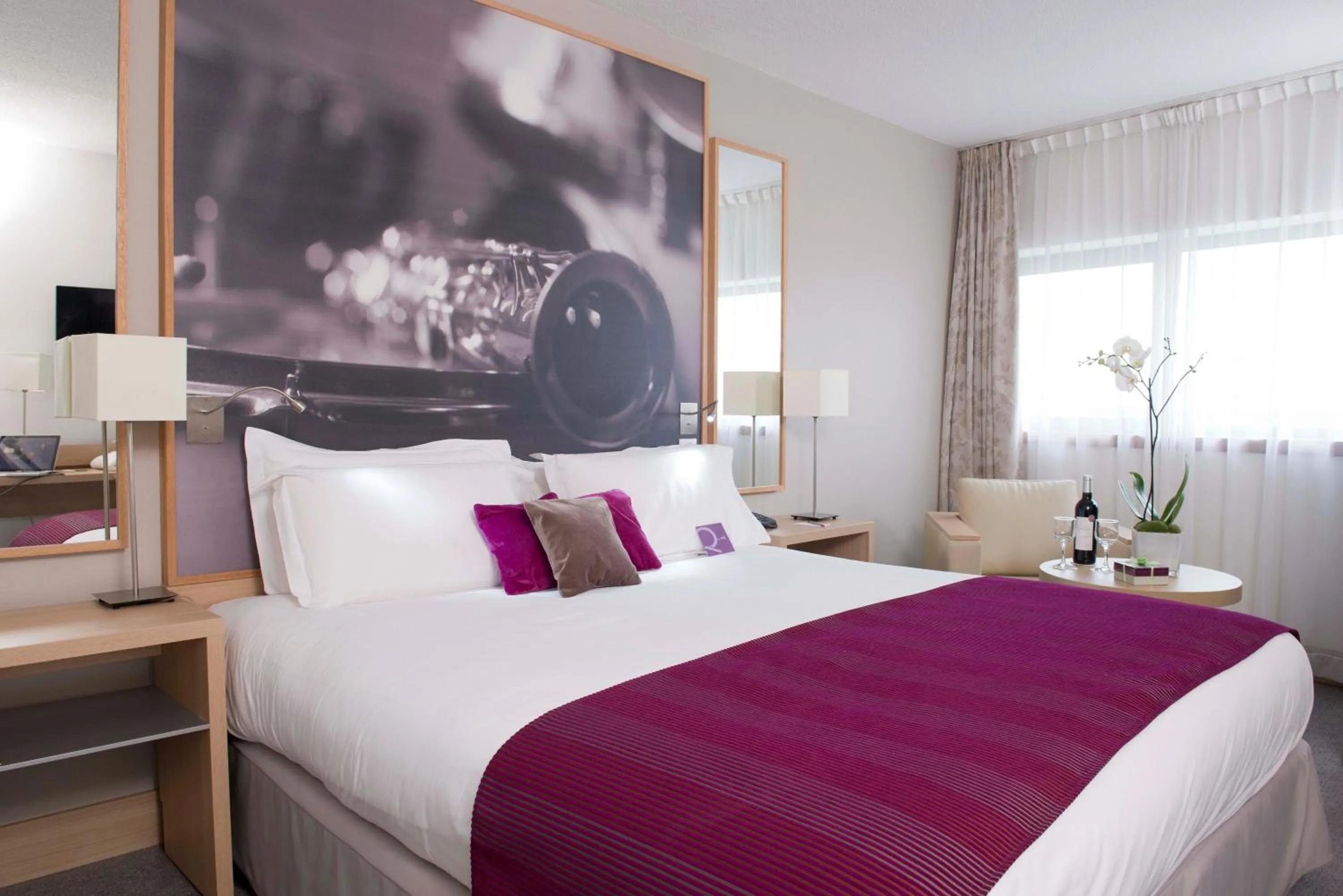 Photo of the whole room, Bed in Mercure Paris 19 Philharmonie La Villette
