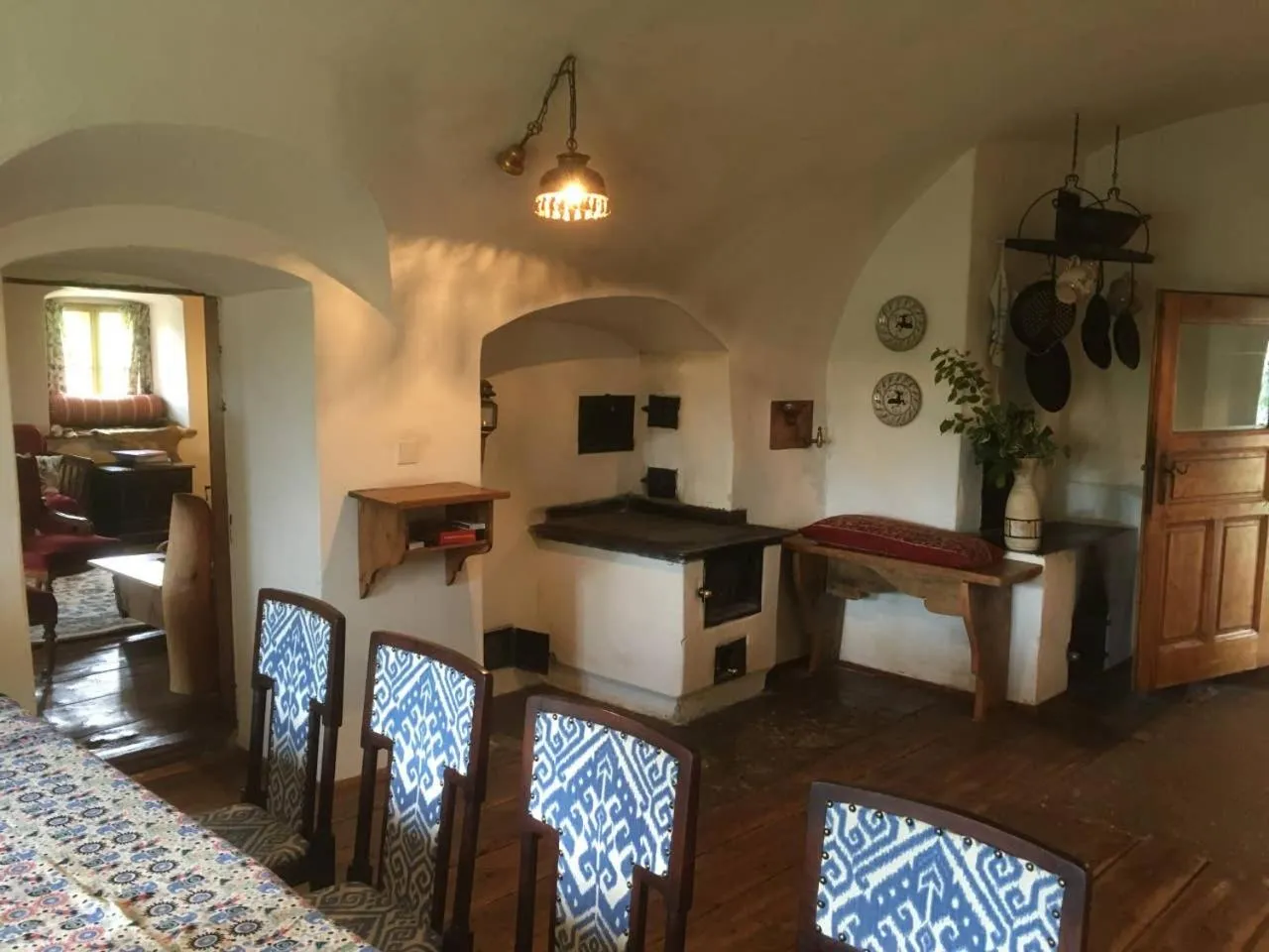 Dining area in Chalet Hinterbreiteneben