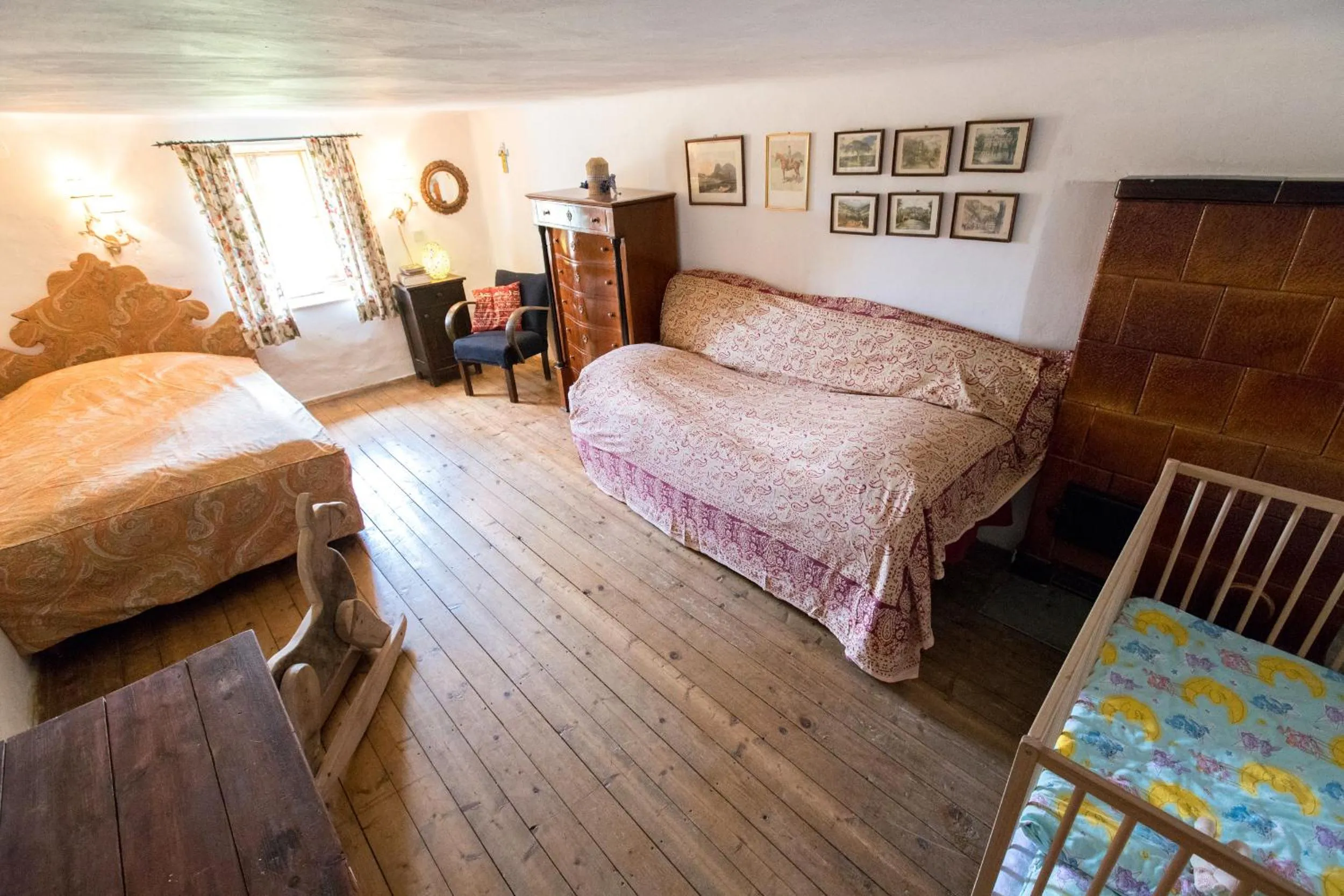 Bed in Chalet Hinterbreiteneben