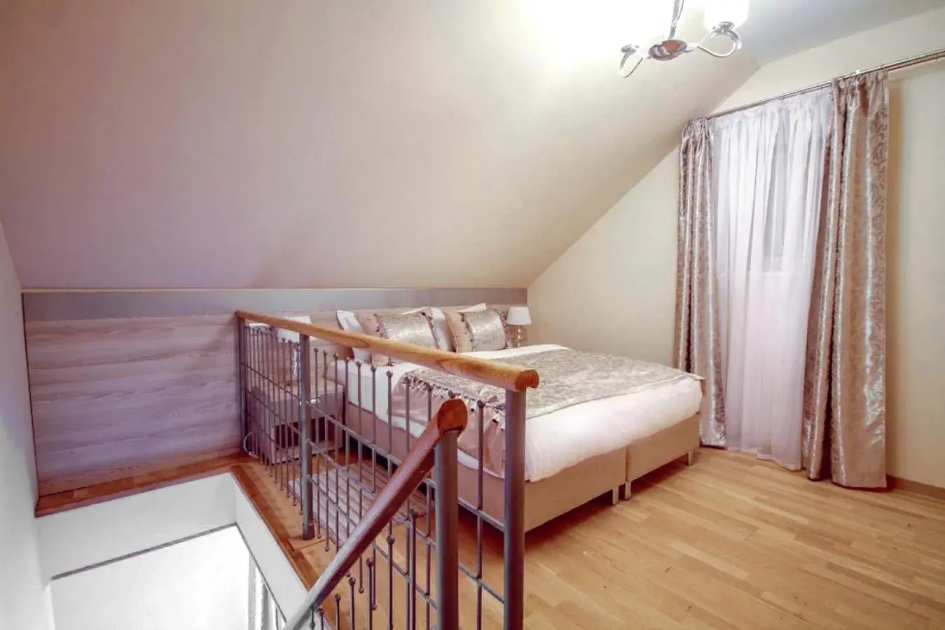 Duplex Apartment in Benjamin Hotel Duplex Apartment in Benjamin Hotel