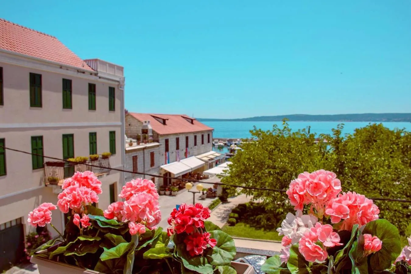 Balcony/Terrace in Benjamin Hotel