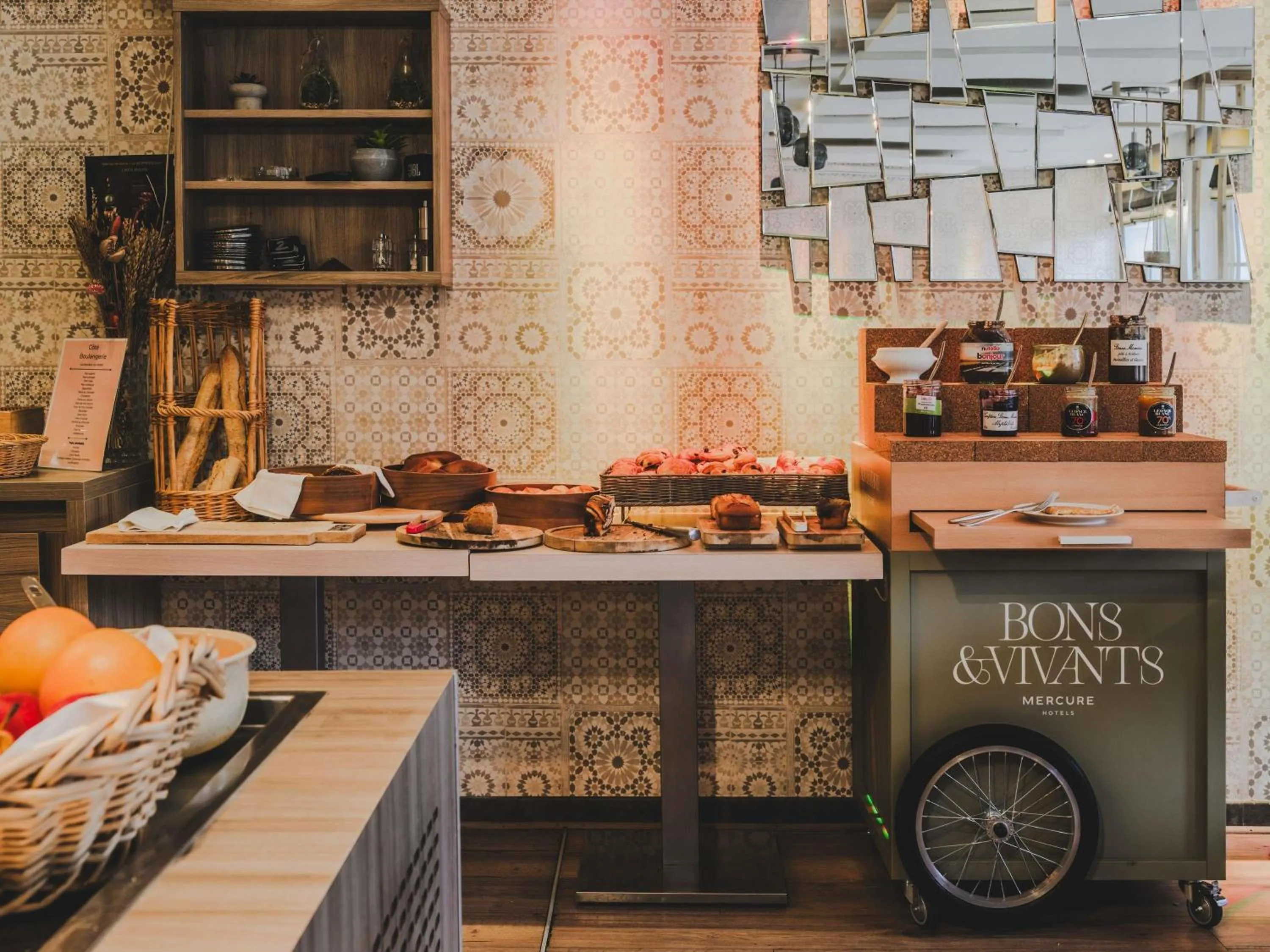 Breakfast in Mercure Annecy Sud