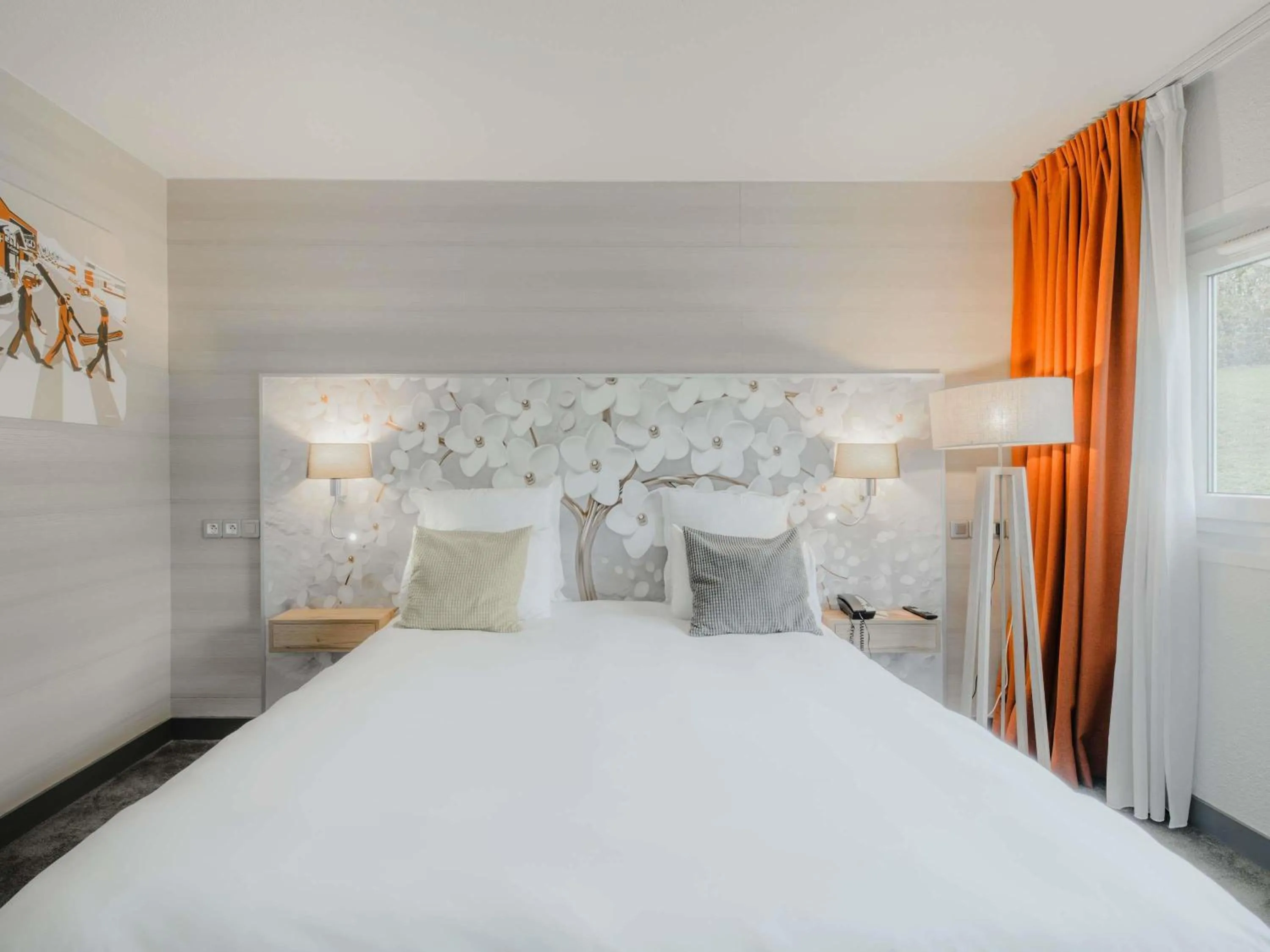 Bedroom, Bed in Mercure Annecy Sud