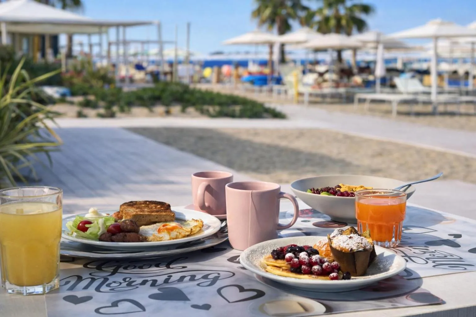 Food and drinks in Hotel Liberty Beach - Parking & Beach