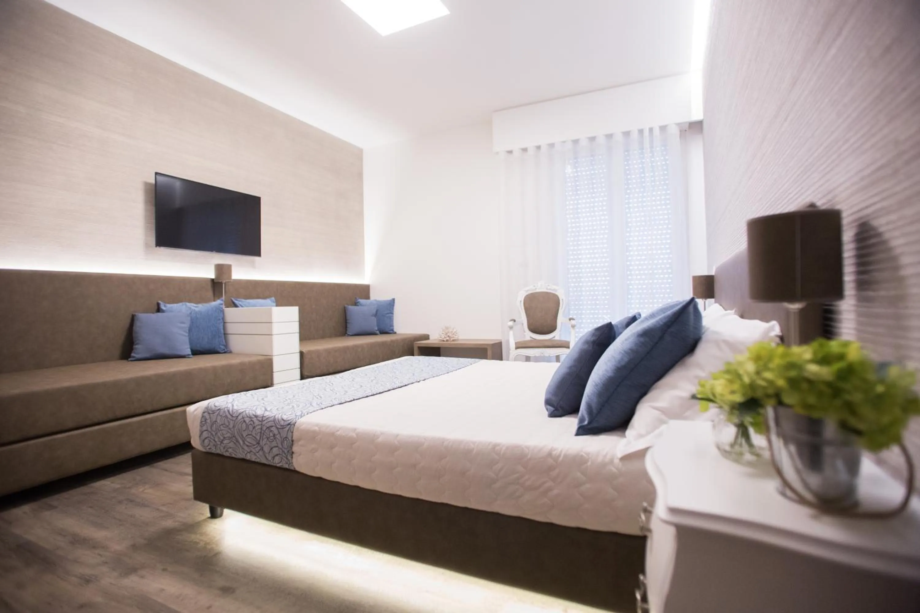 Bed in Hotel Liberty Beach - Parking & Beach