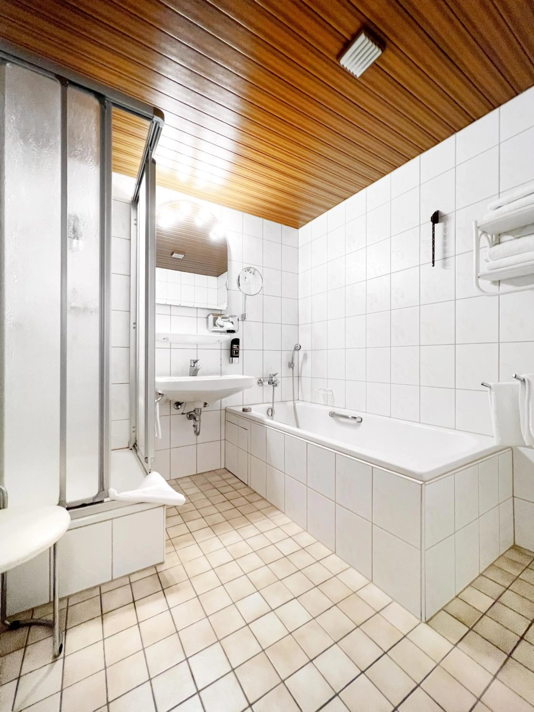 Bathroom in WAGNERS Hotel im Fichtelgebirge