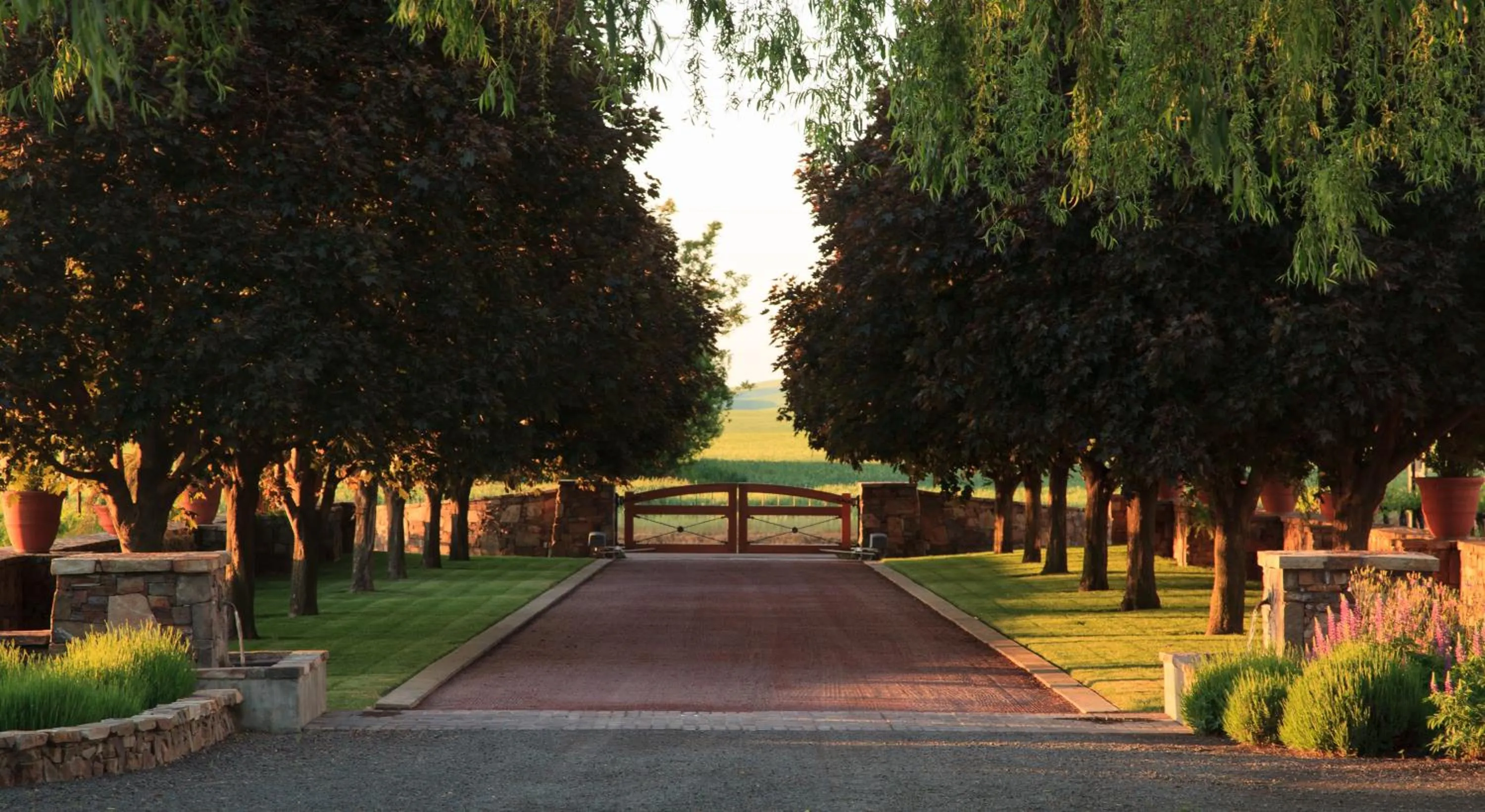 Facade/entrance in The Inn at Abeja