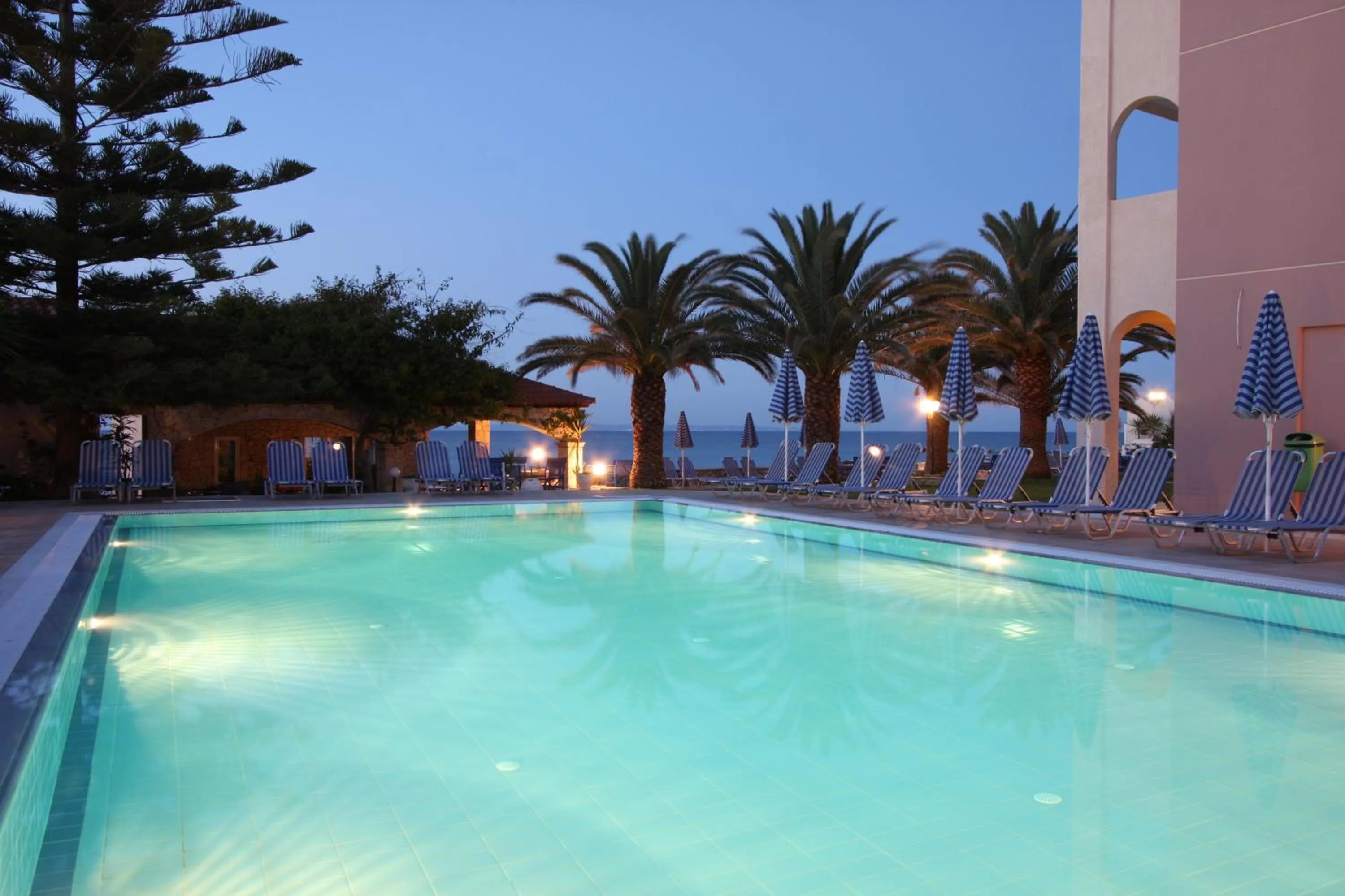 Swimming pool in Zakantha Beach