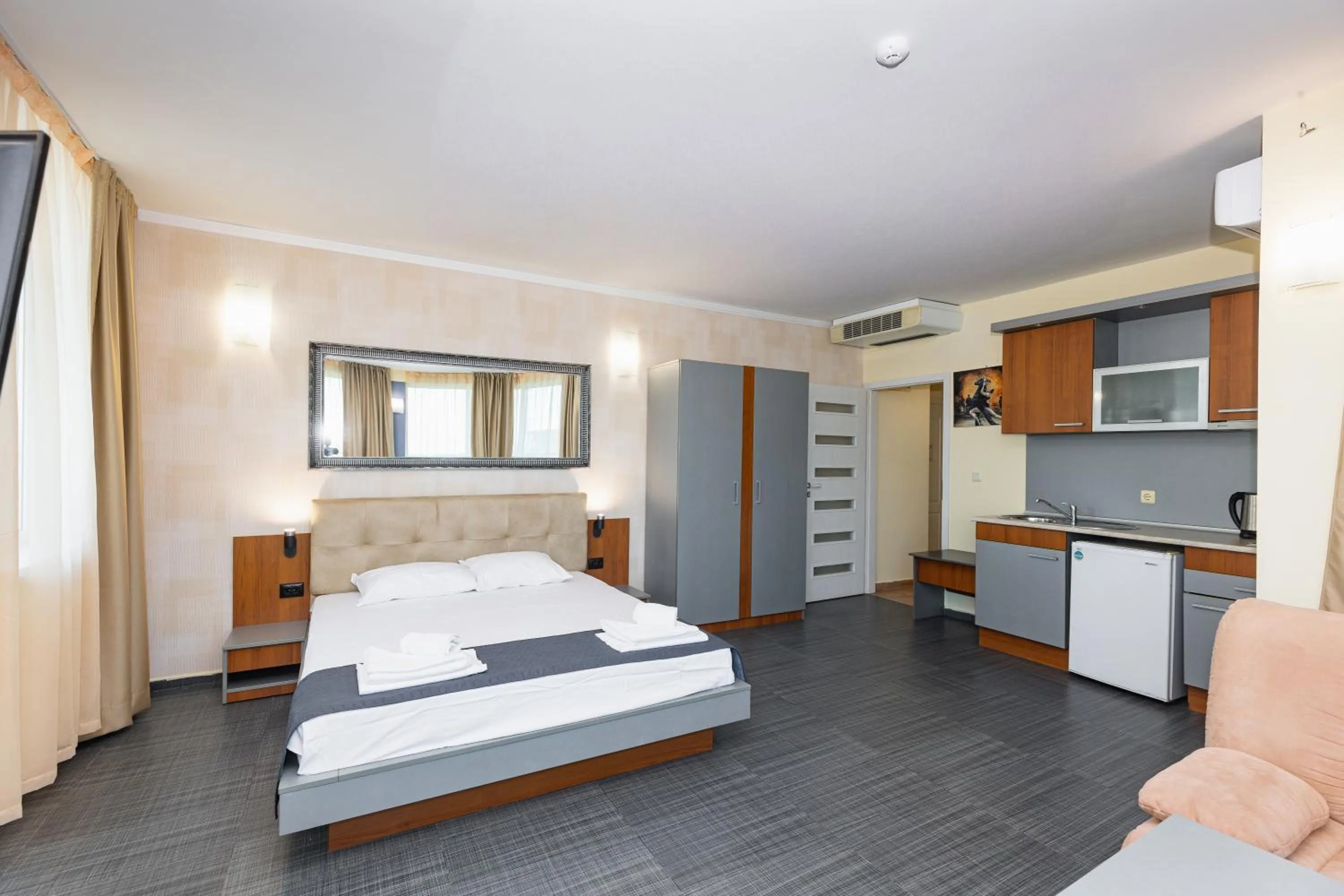 Bed in Favorit Aparthotel