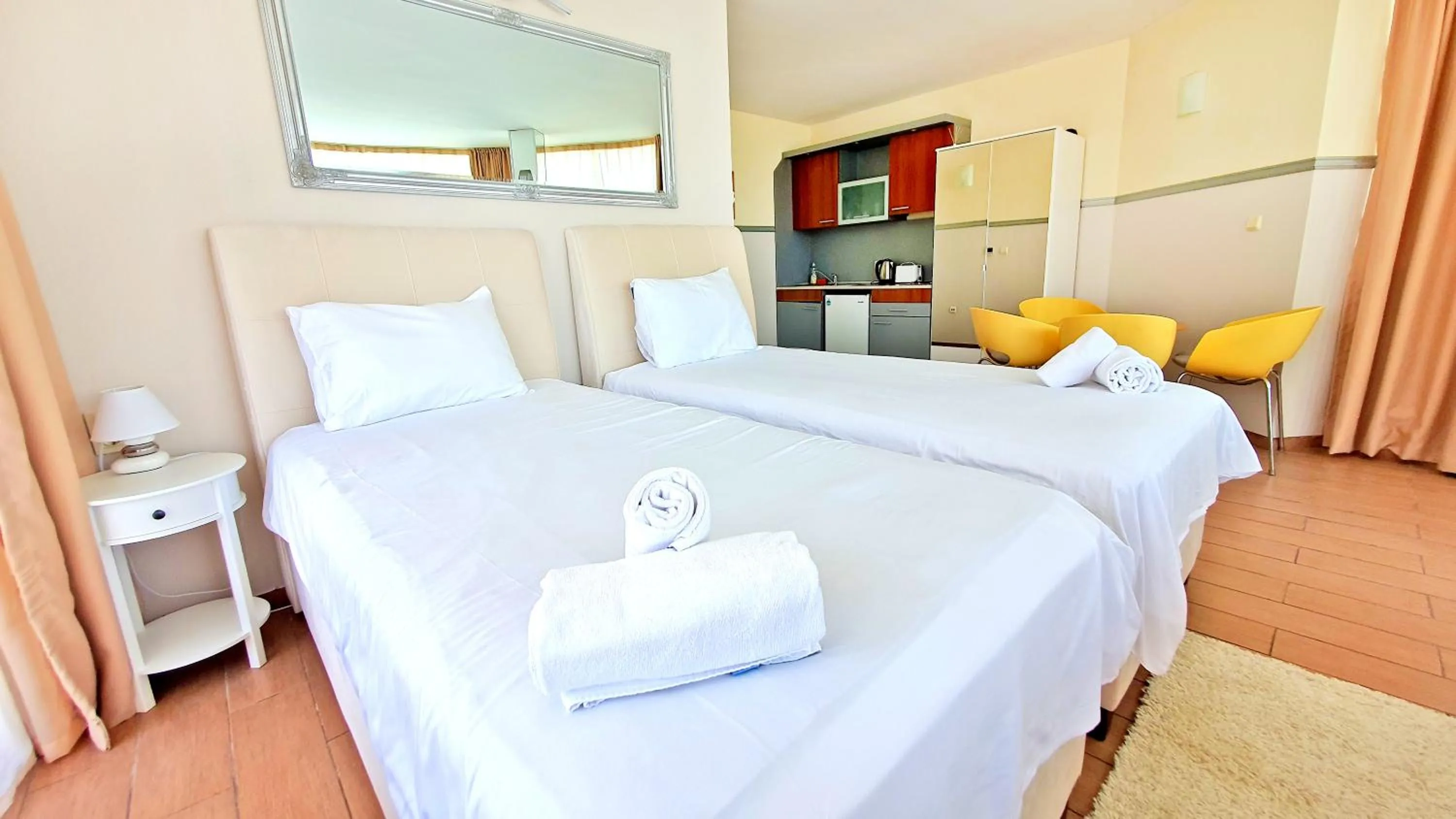 Bed in Favorit Aparthotel