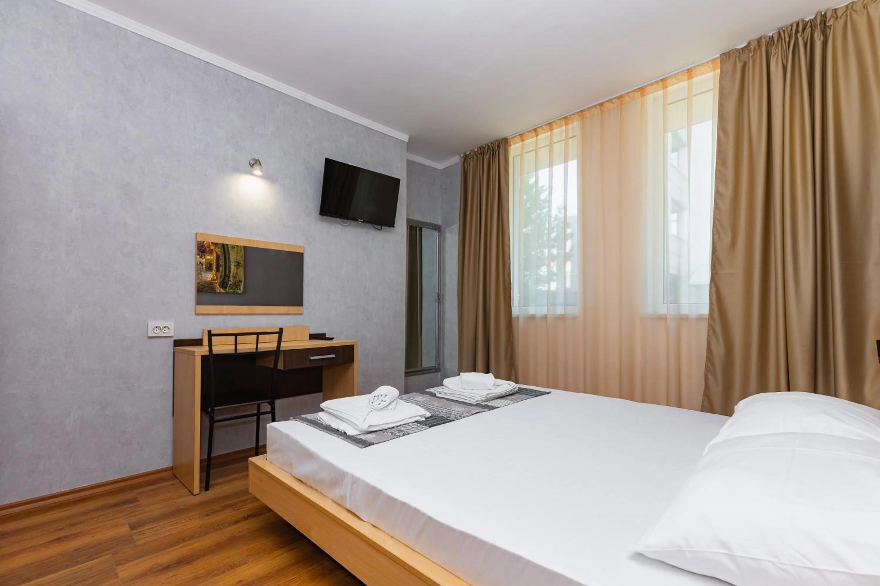 TV and multimedia, Bed in Favorit Aparthotel
