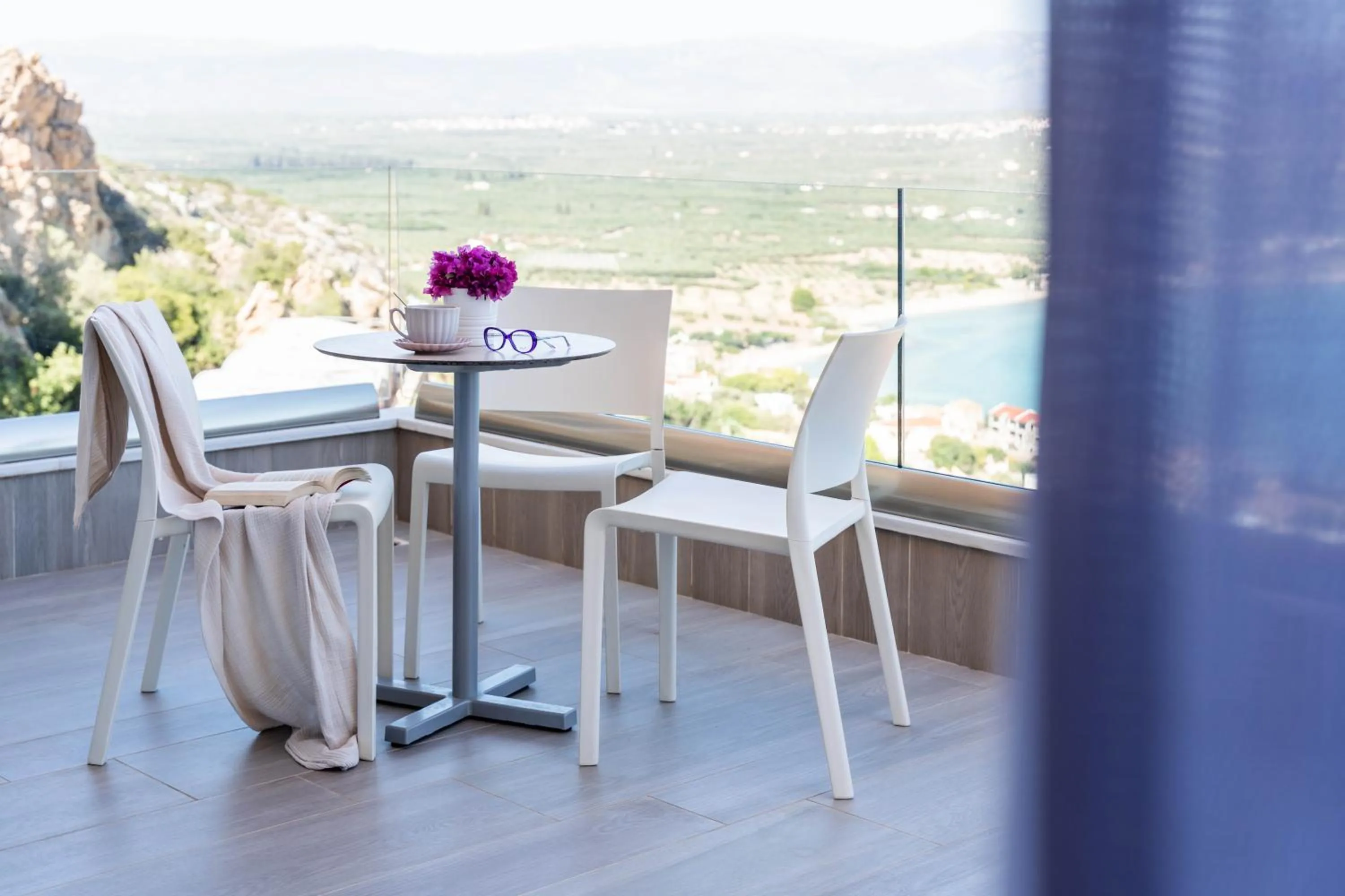 Day in Princess Kyniska Suites