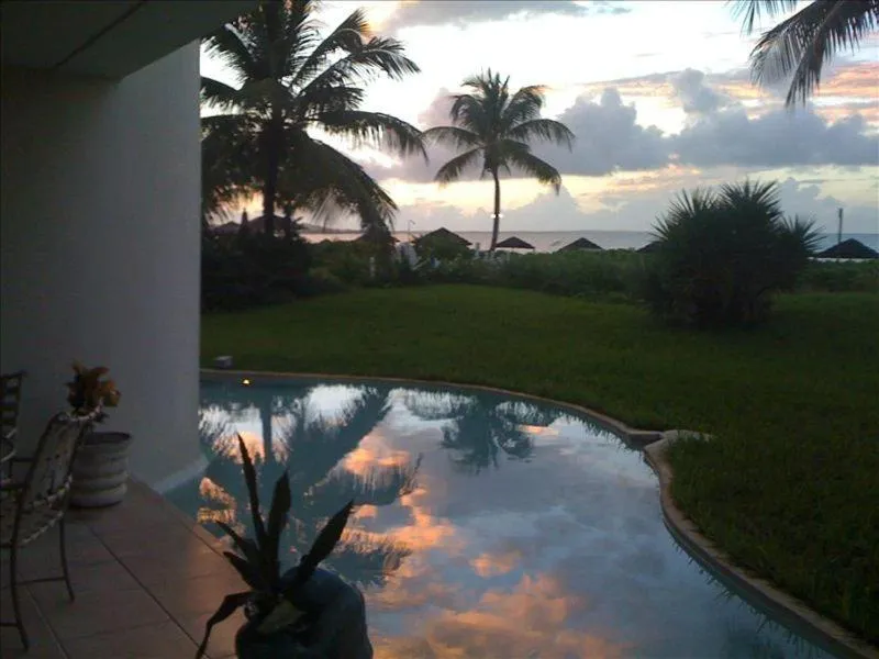 Sunset in Coral Gardens on Grace Bay