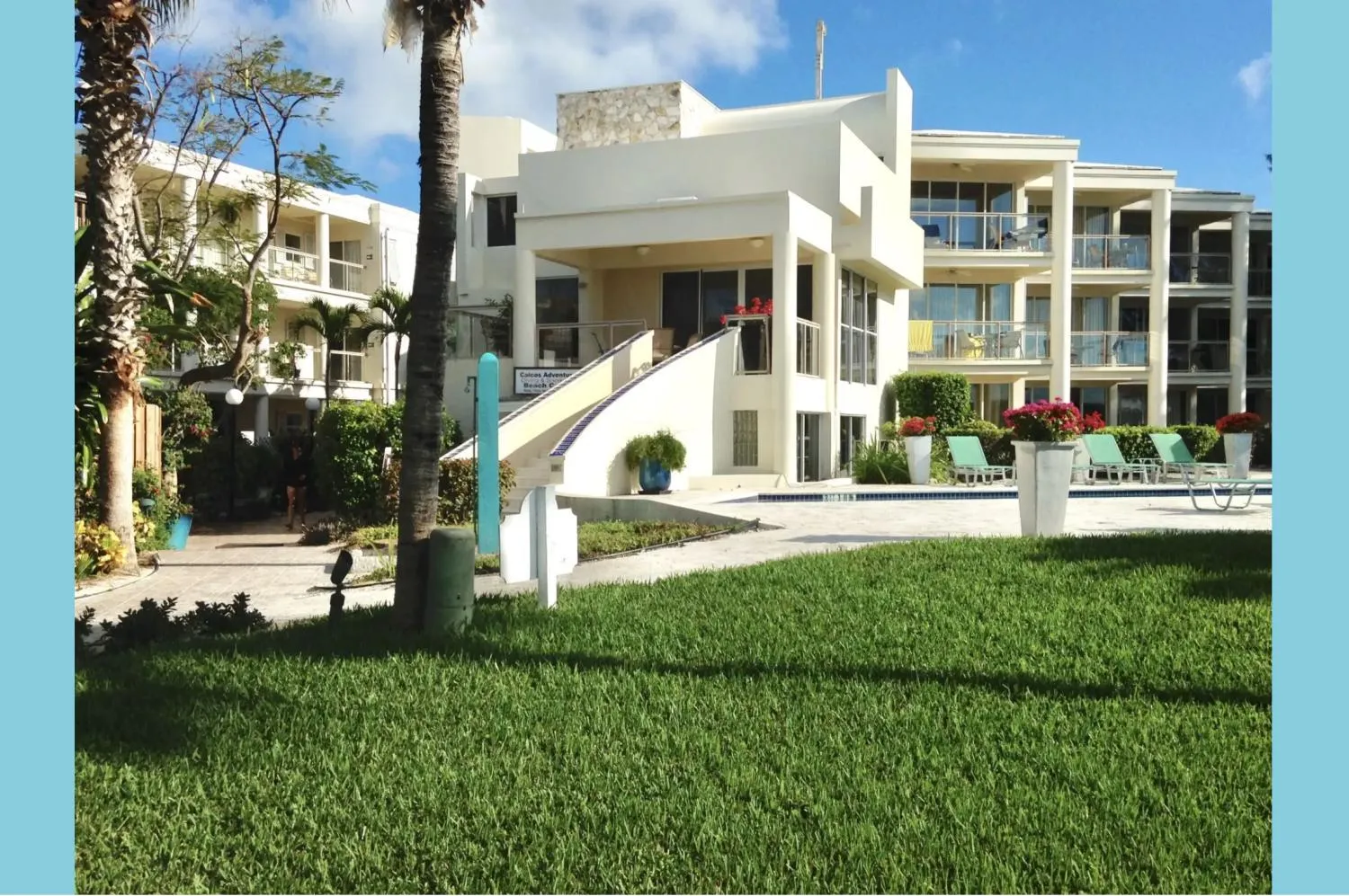 Property building in Coral Gardens on Grace Bay