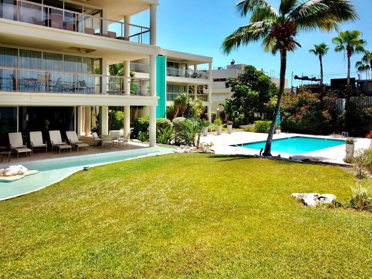 Coral Gardens on Grace Bay