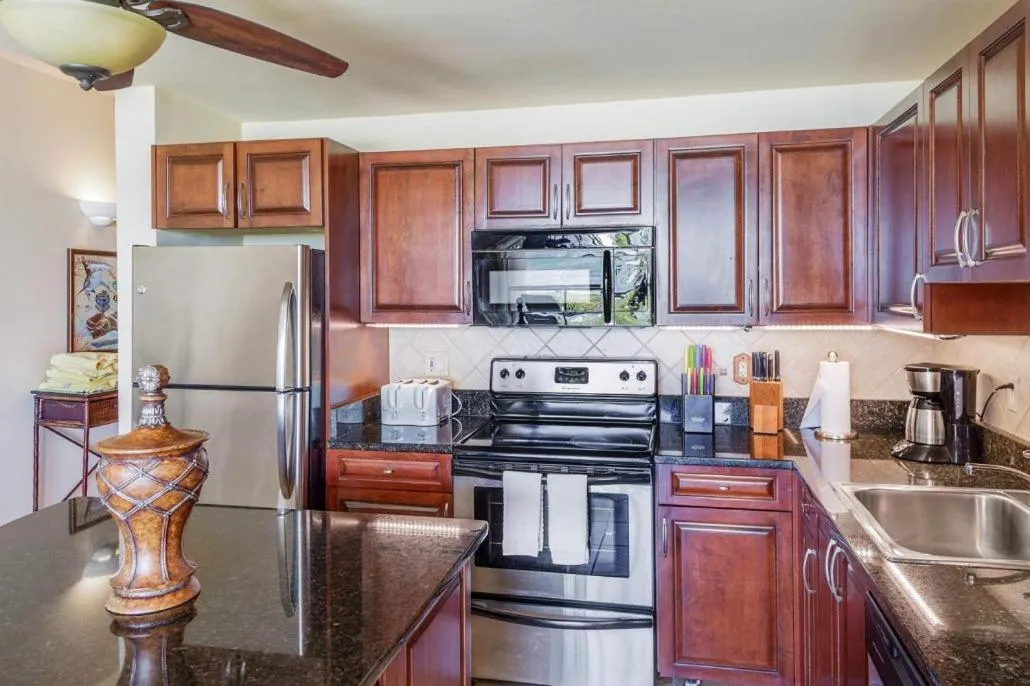 Kitchen or kitchenette in Coral Gardens on Grace Bay