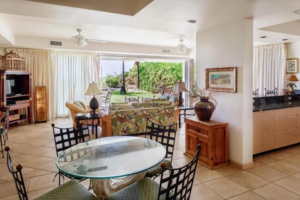 Living room in Coral Gardens on Grace Bay