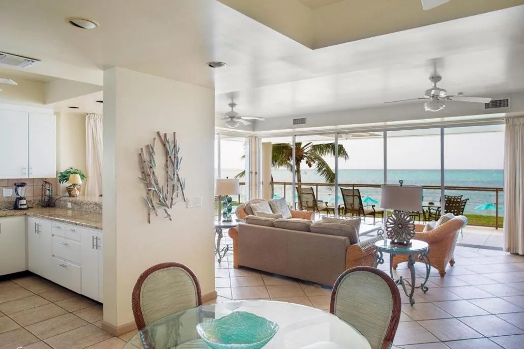 Kitchen or kitchenette in Coral Gardens on Grace Bay