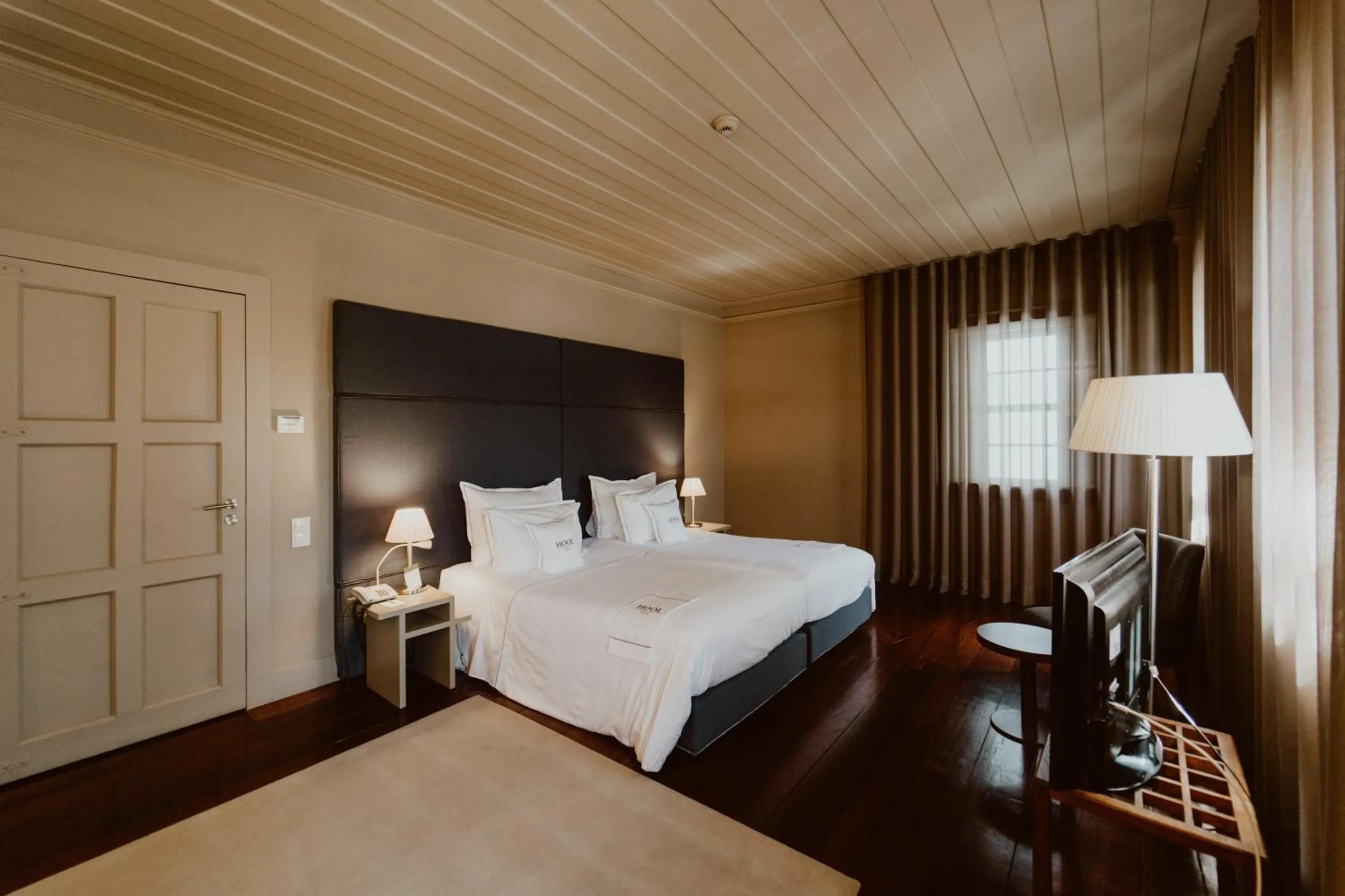 Bedroom, Bed in Hotel da Oliveira