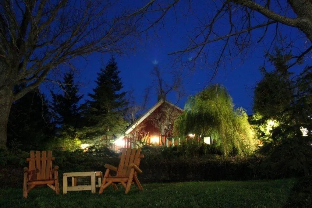 Night in Pretty River Valley Country Inn
