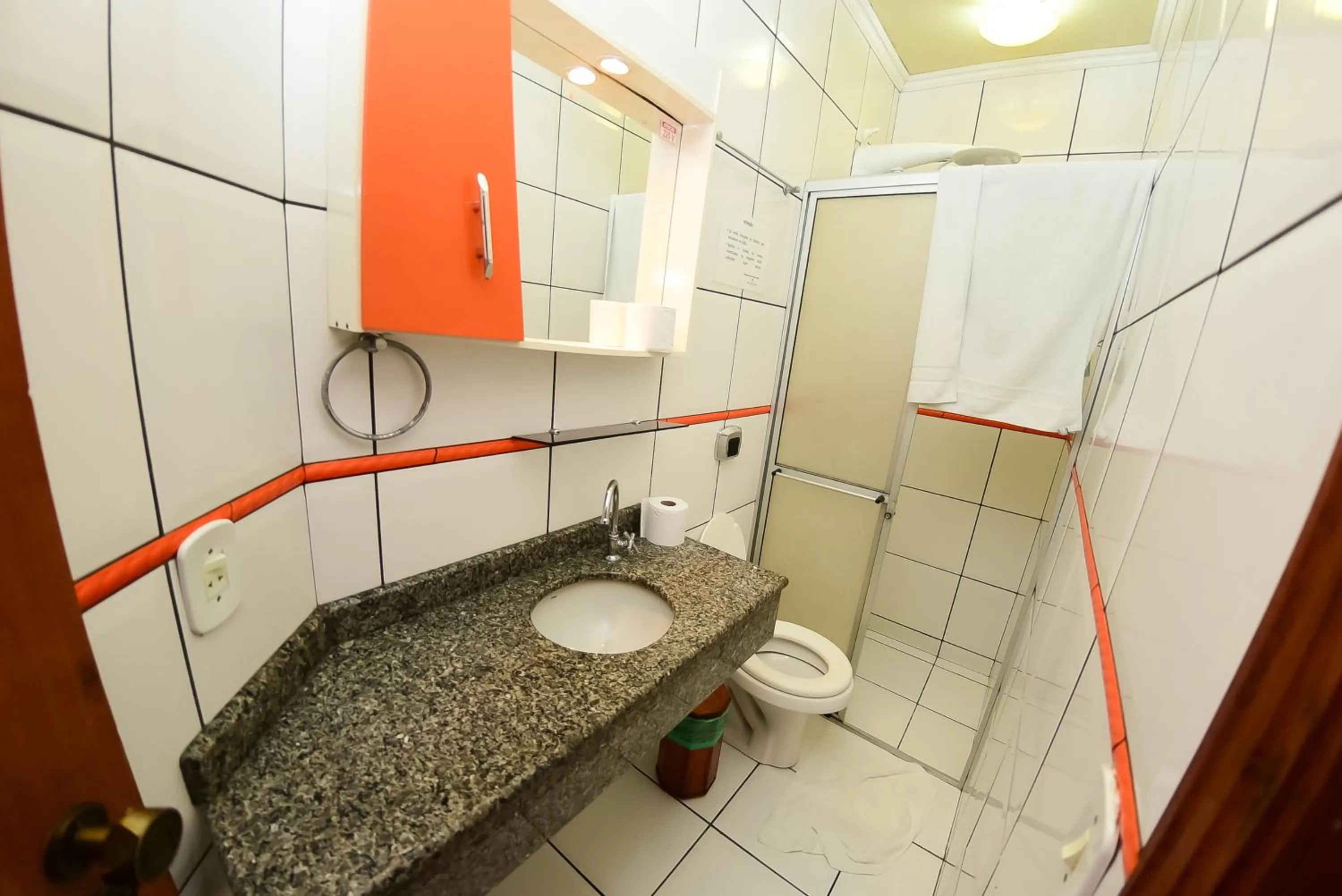 Bathroom in Pousada Baía dos Corais