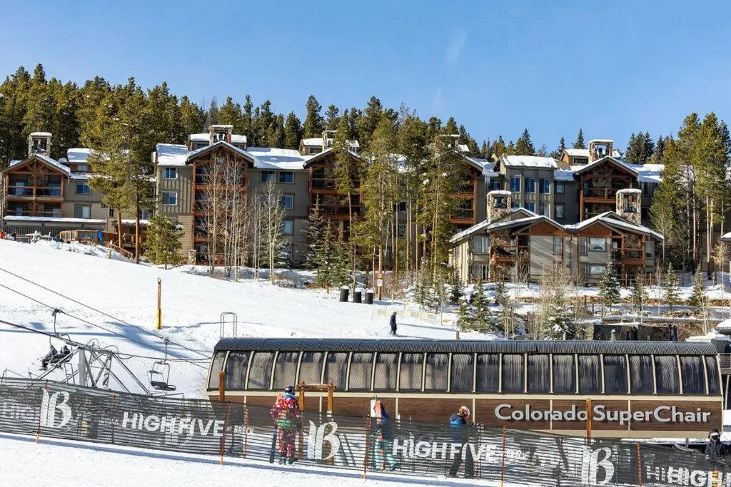 Skiwatch 102