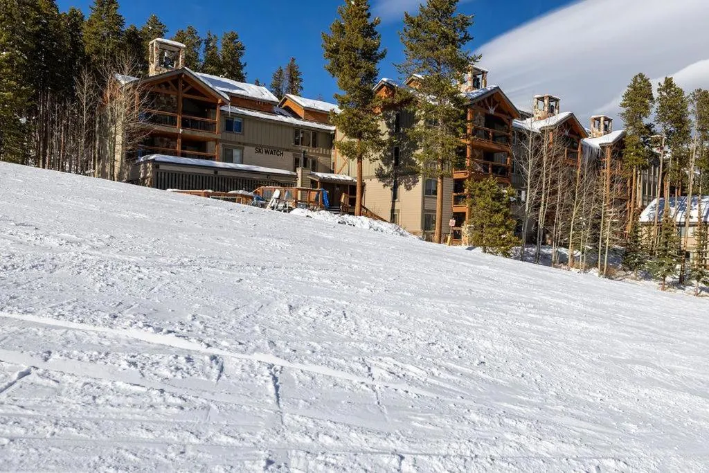 Skiwatch 102