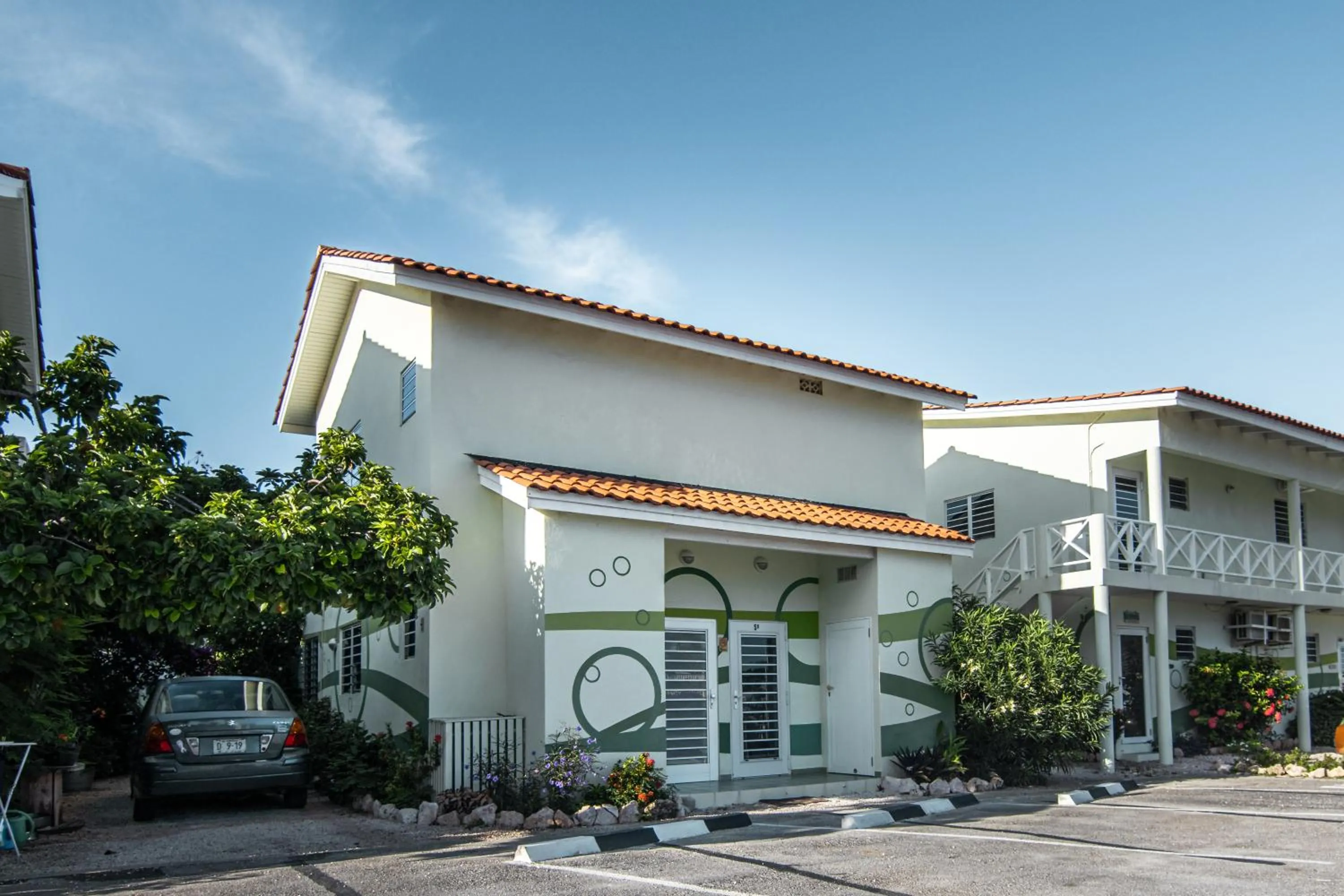 Property building in Heliemar