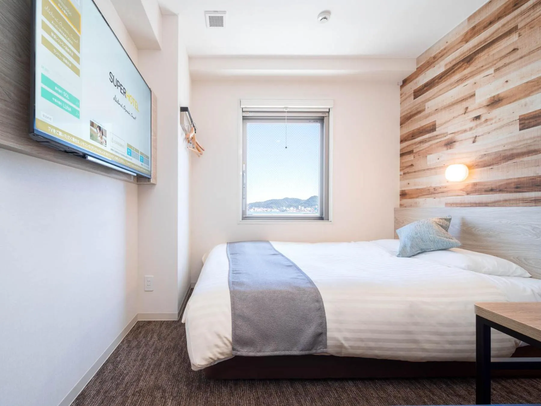 Photo of the whole room, Bed in Super Hotel Premier Shimonoseki