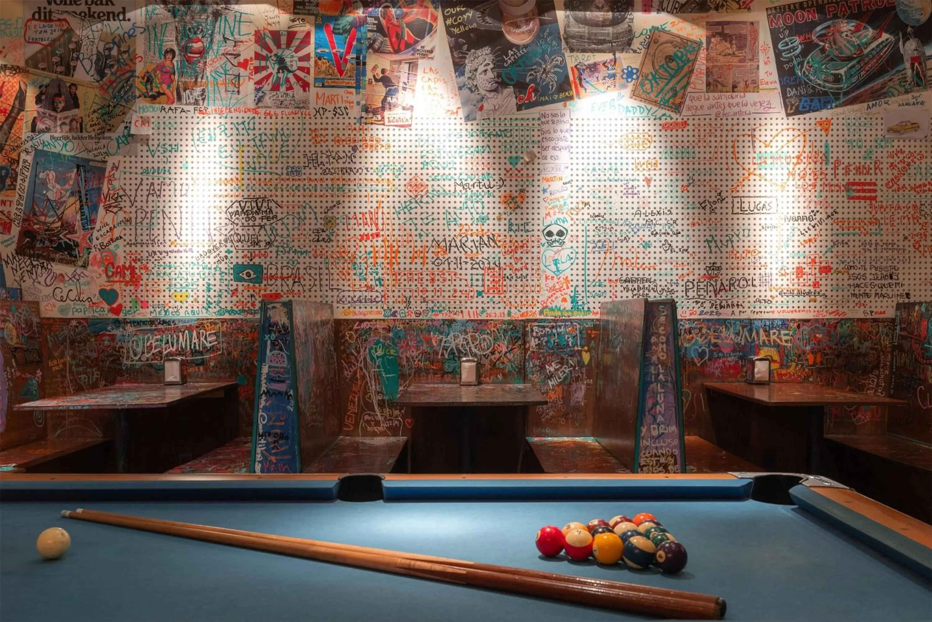 Restaurant/places to eat in Dazzler by Wyndham Montevideo