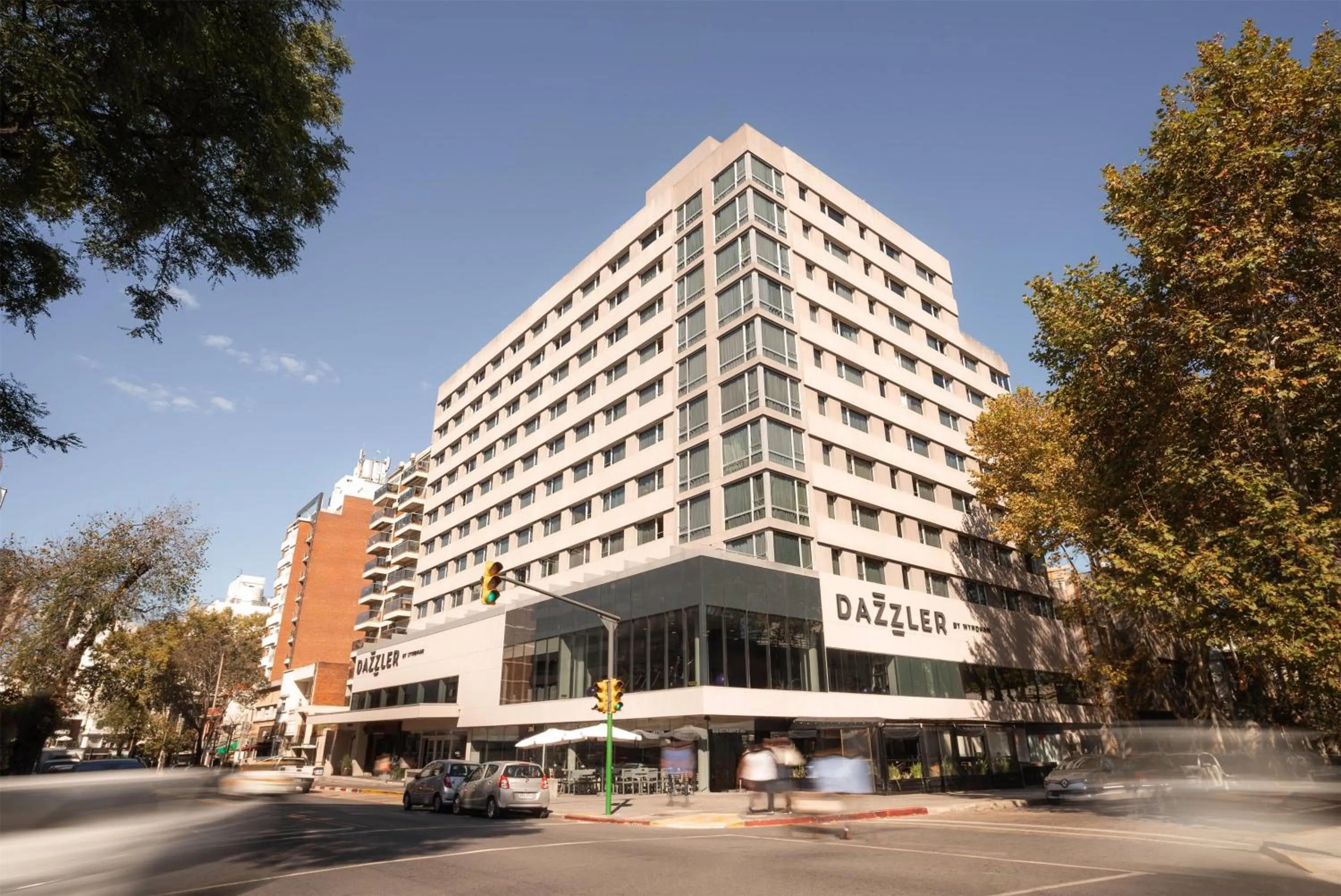 Property building in Dazzler by Wyndham Montevideo