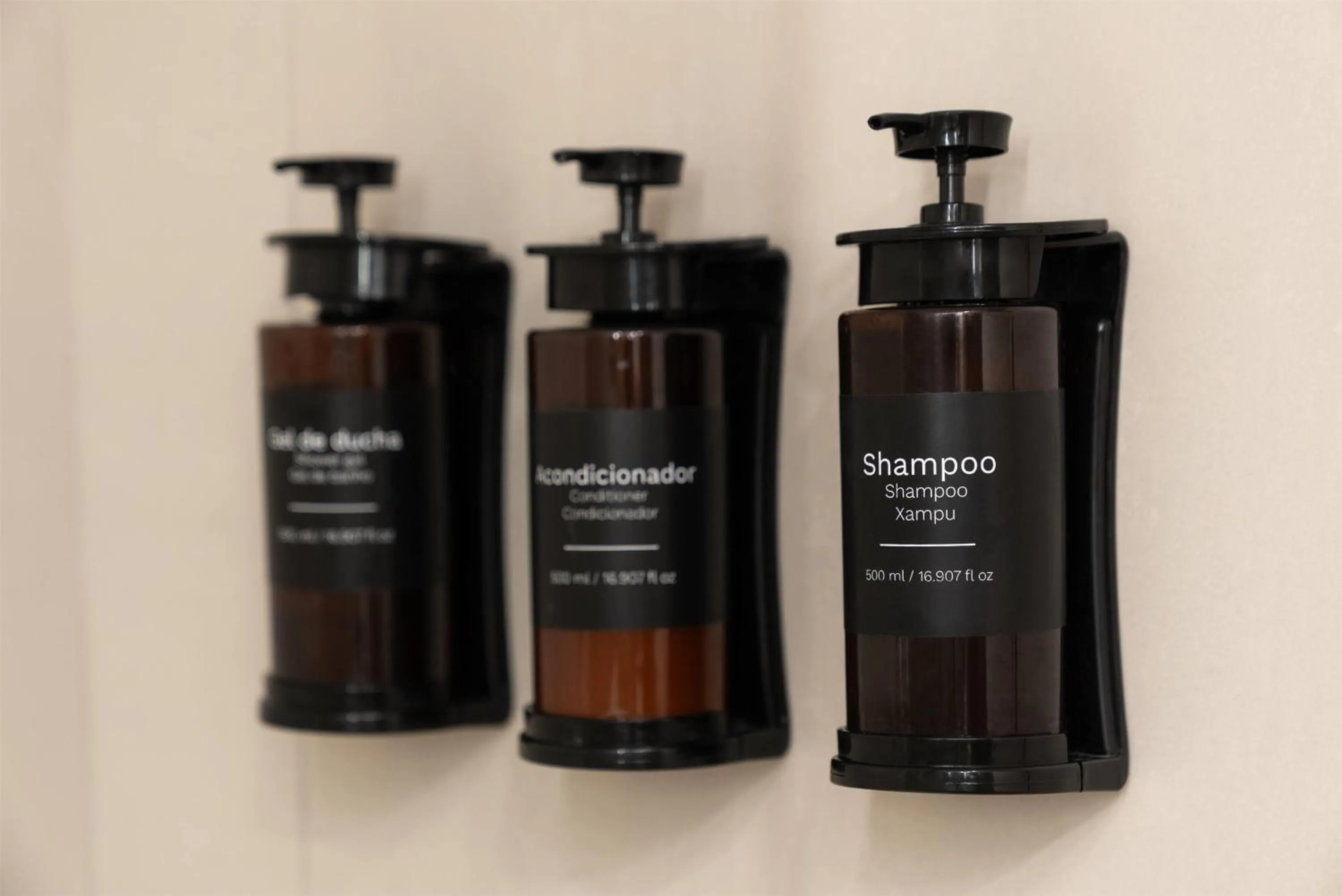 Bathroom in Dazzler by Wyndham Montevideo