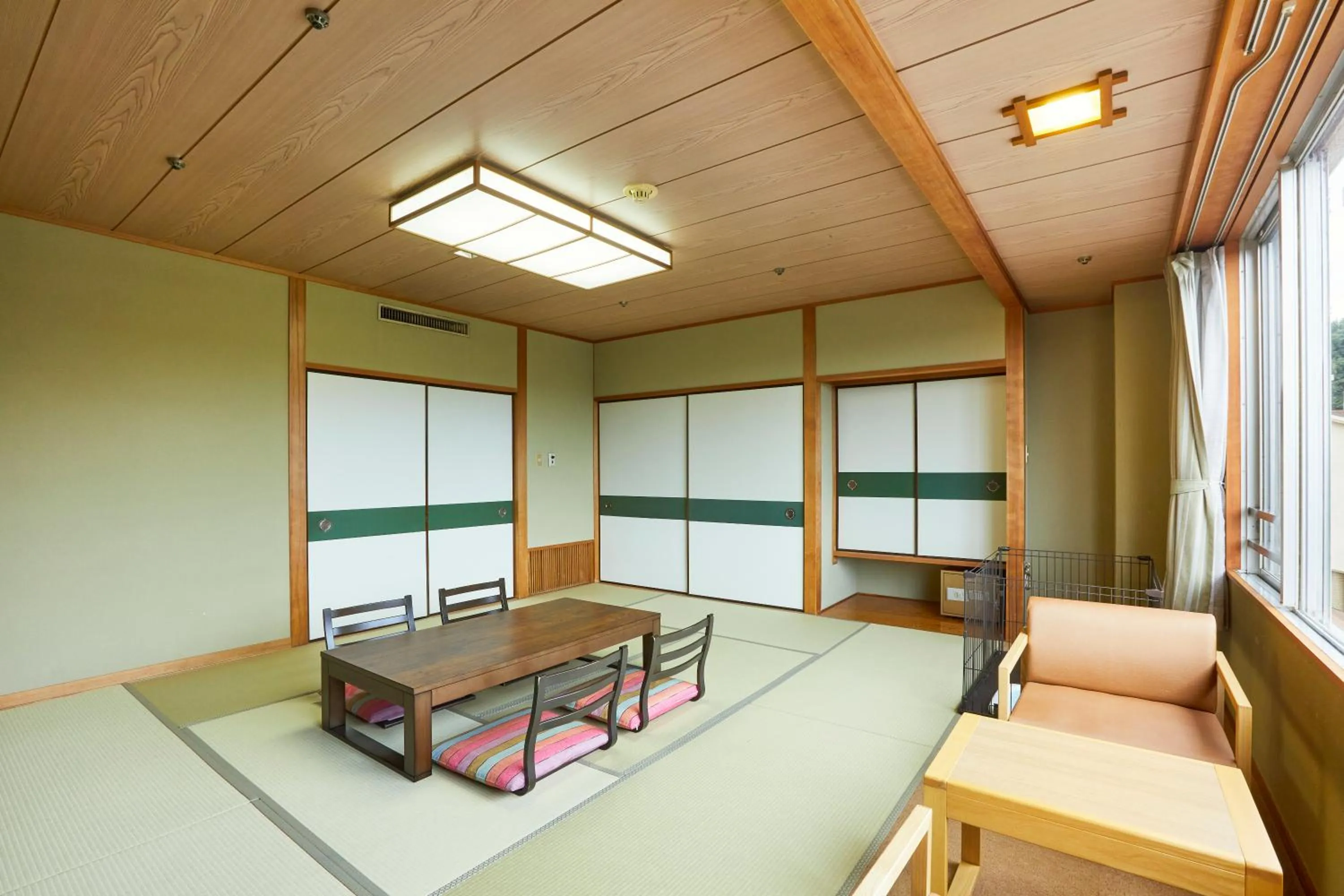 Photo of the whole room in KAMENOI HOTEL Kitsuregawa