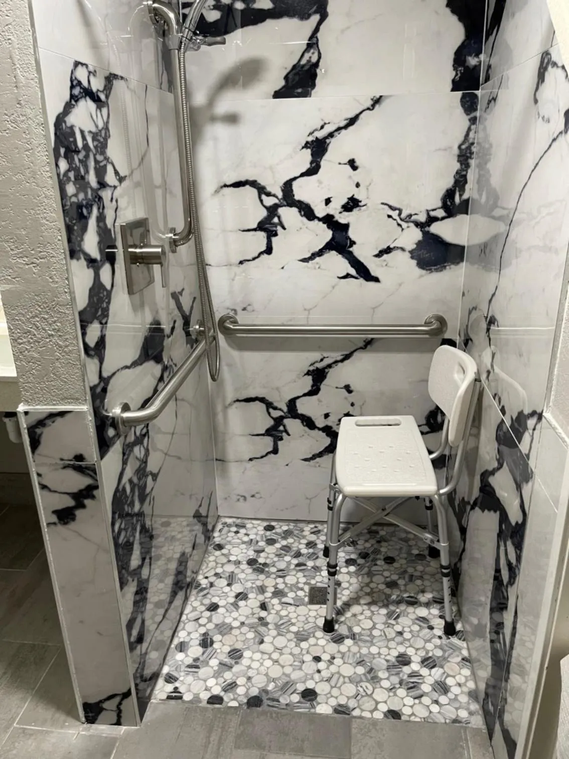 HomeTown Inn and Suites Belle Plaine