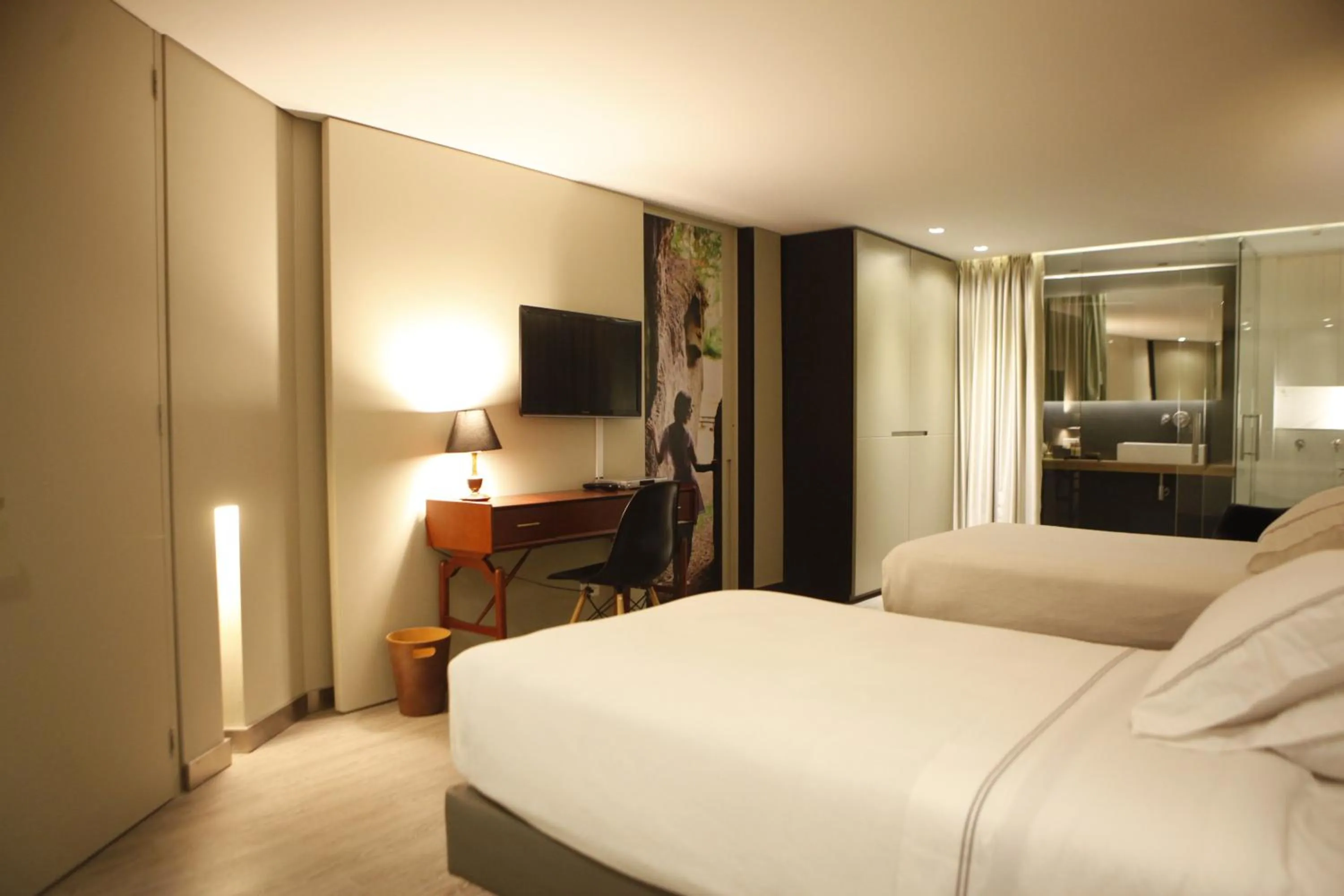 Other, Bed in The Grace Hotel