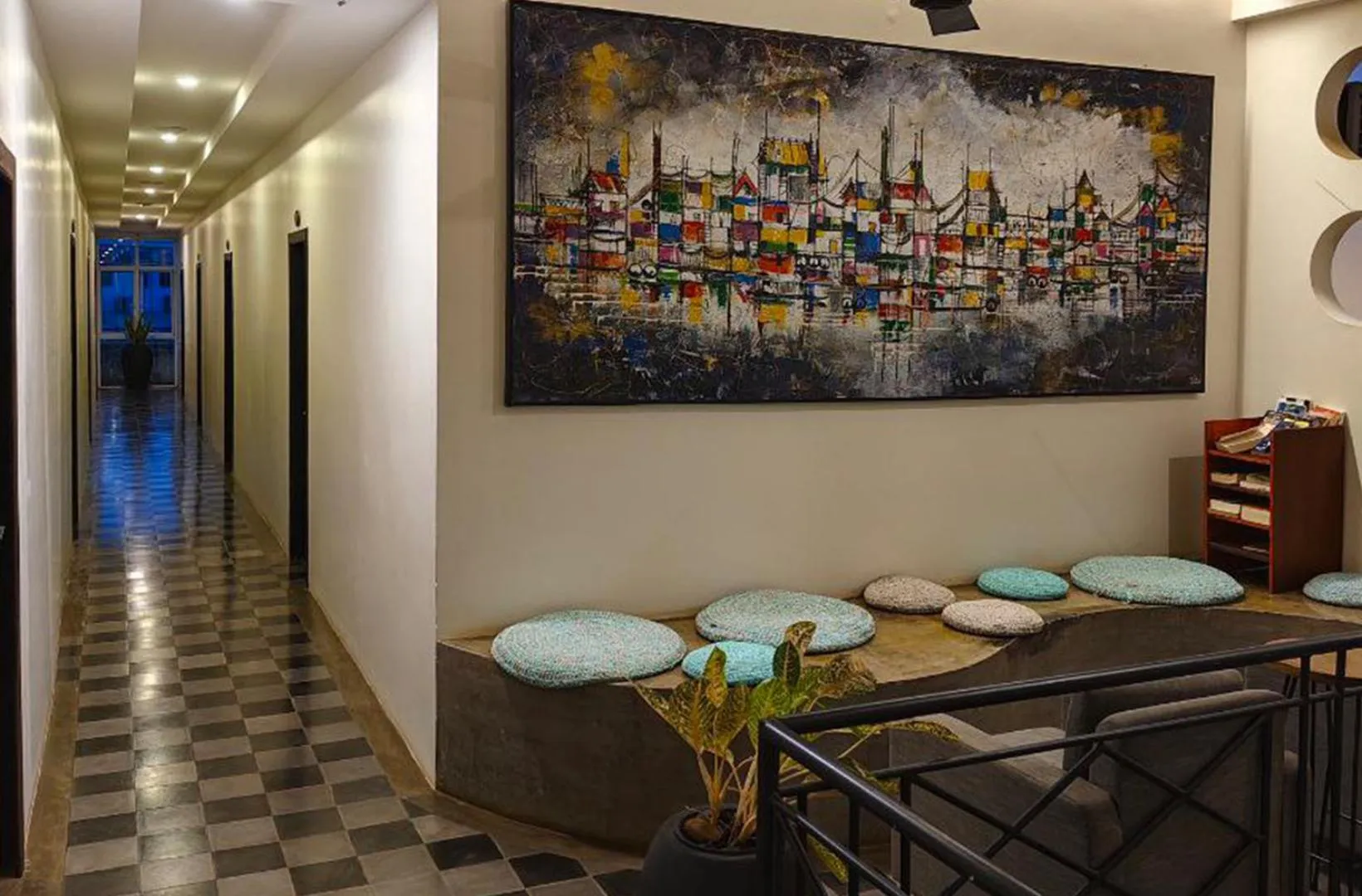 Facade/entrance in Baahu Villa