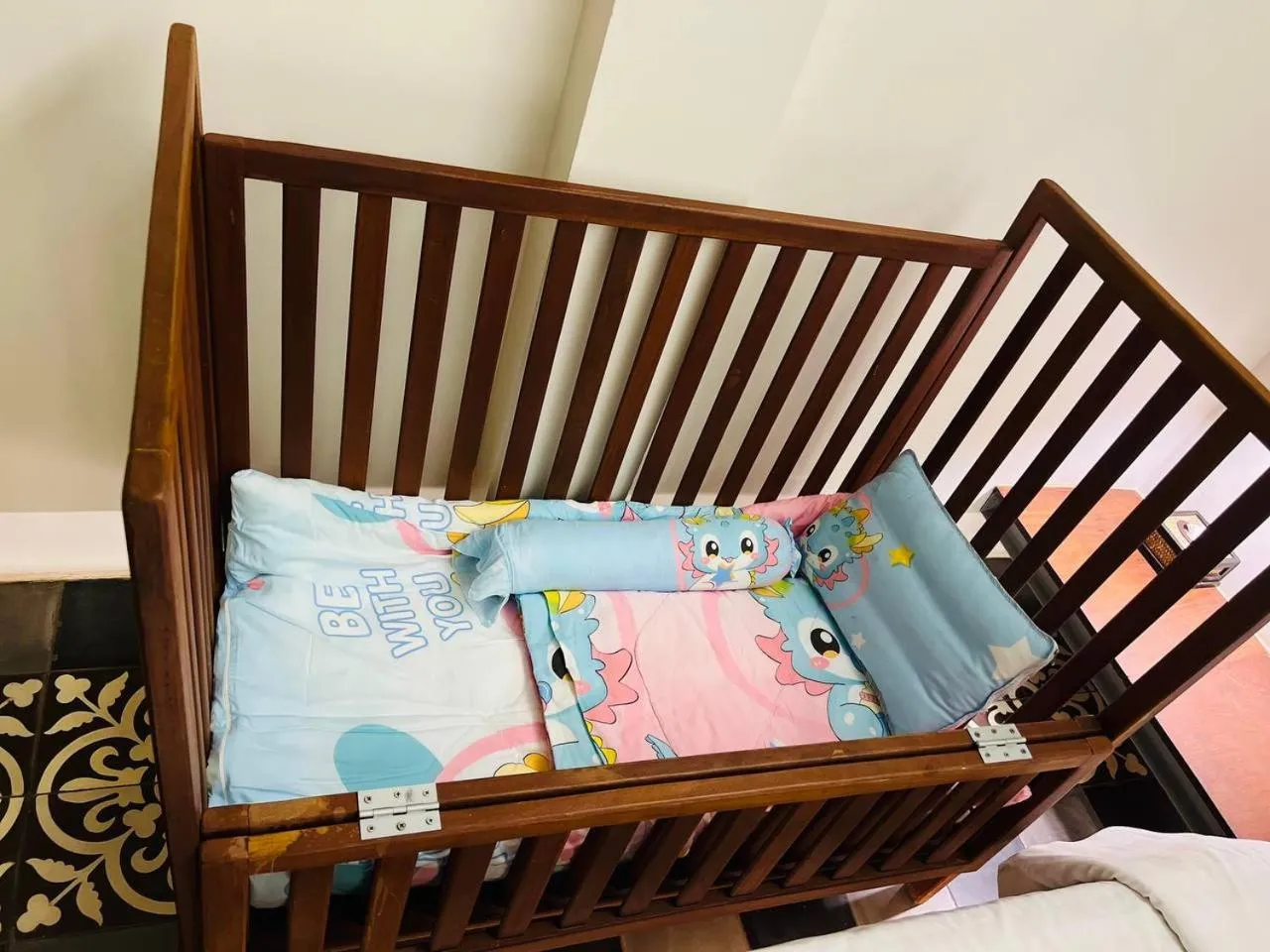 cot, Bed in Baahu Villa