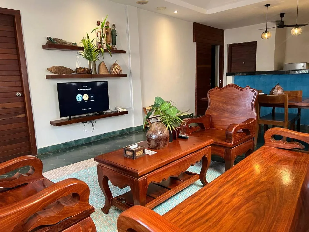 TV and multimedia in Baahu Villa