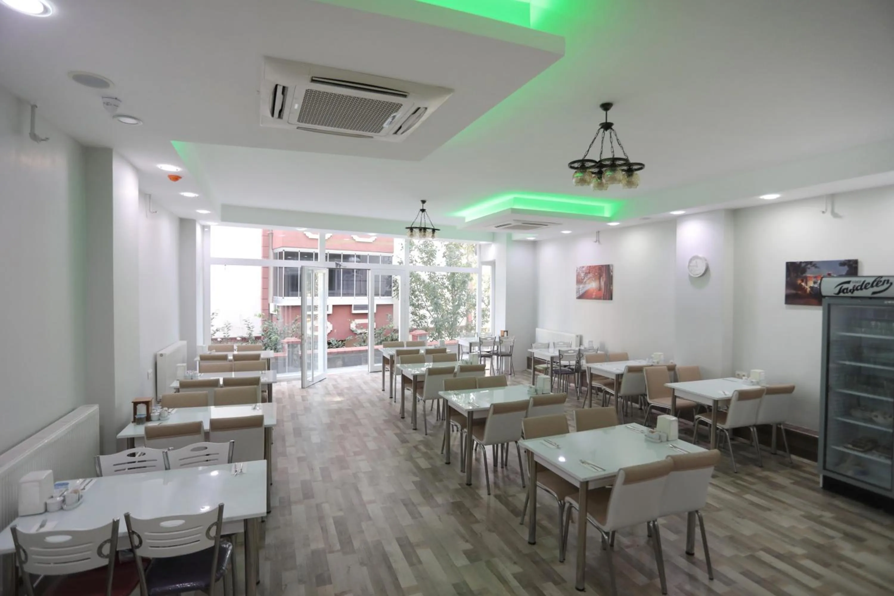 Restaurant/places to eat in BEKSİTİ HOTEL