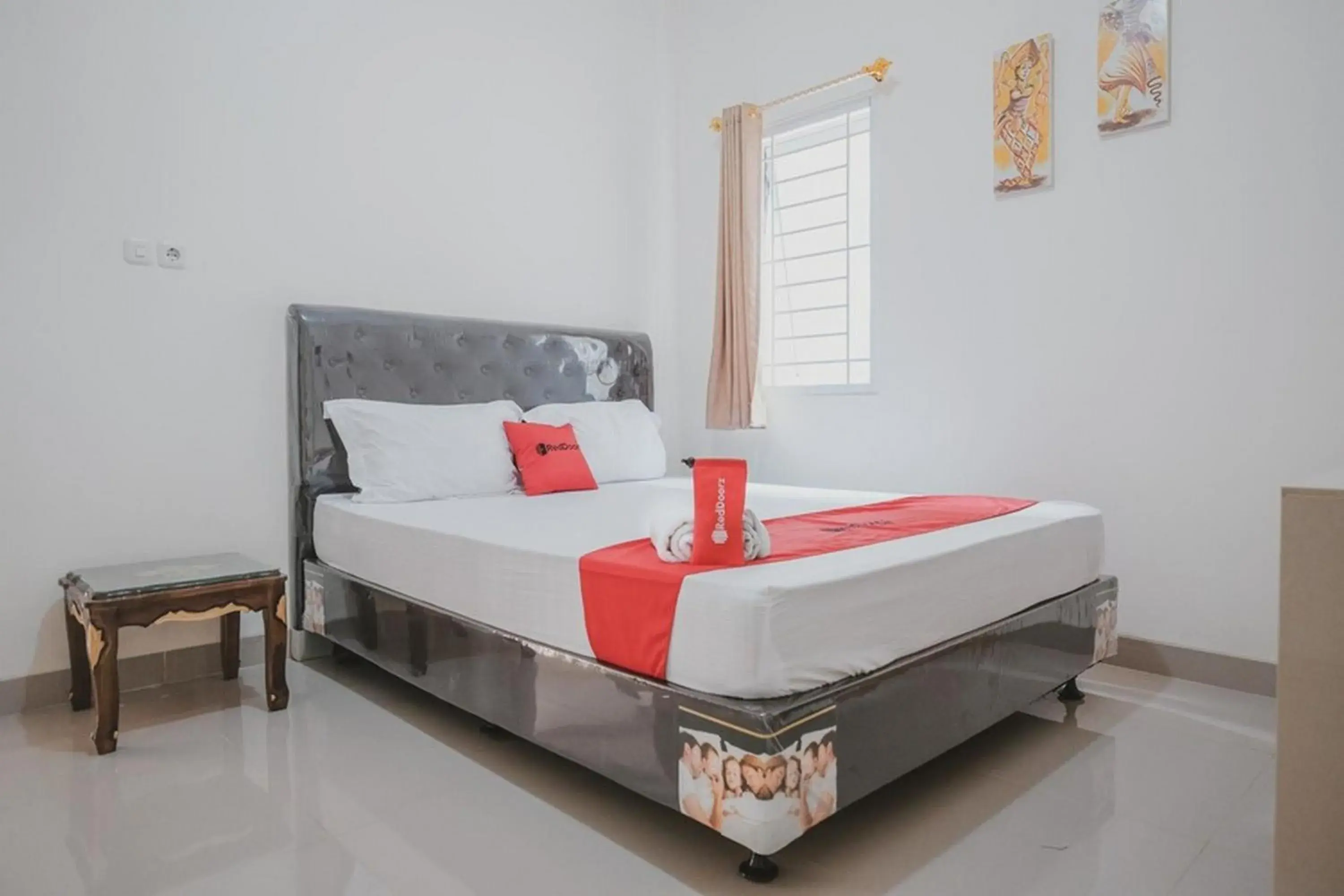 Double Room in RedDoorz Syariah near Pahoman Lampung Double Room in RedDoorz Syariah near Pahoman Lampung