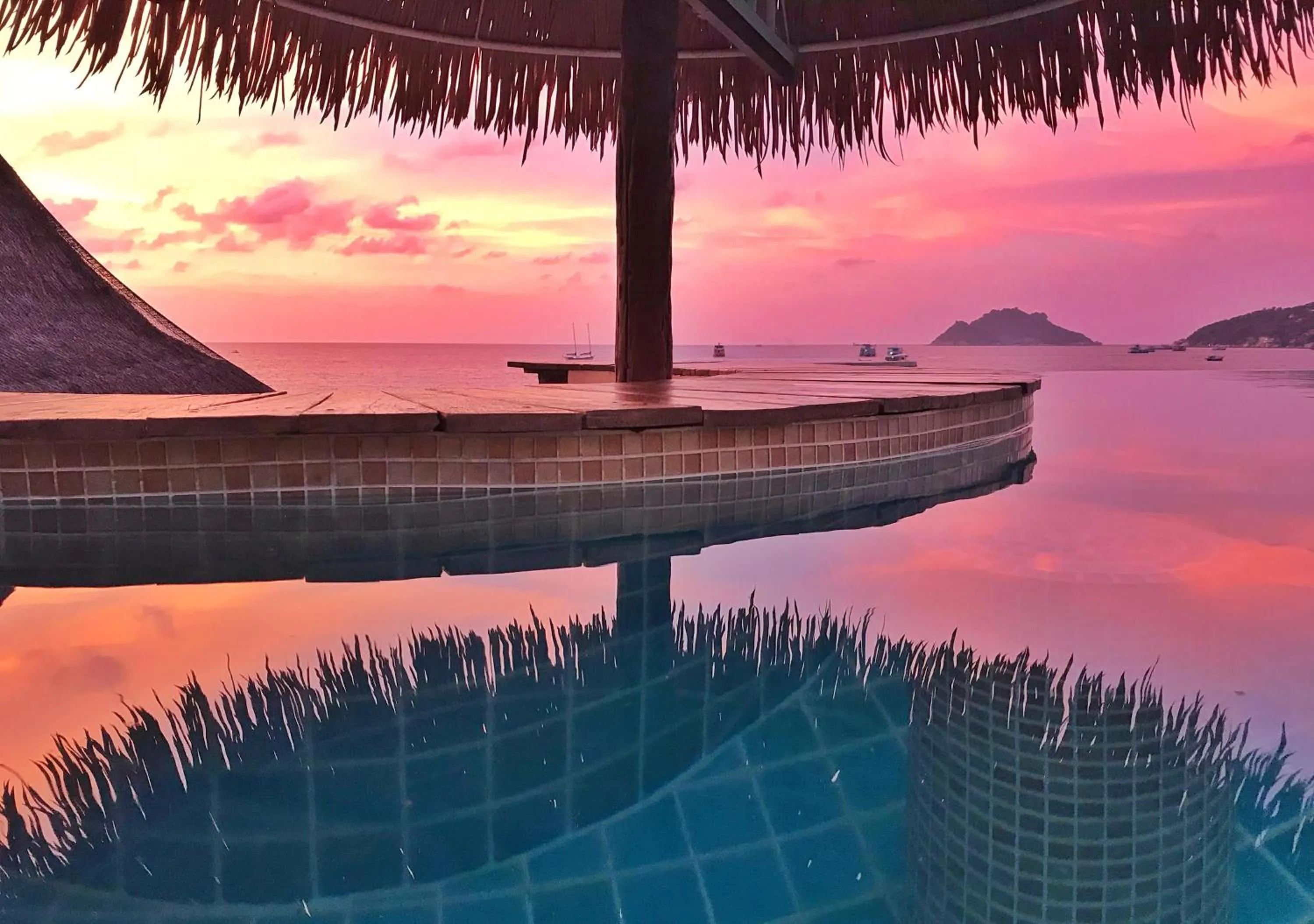 Swimming pool in DD Hut Koh Tao