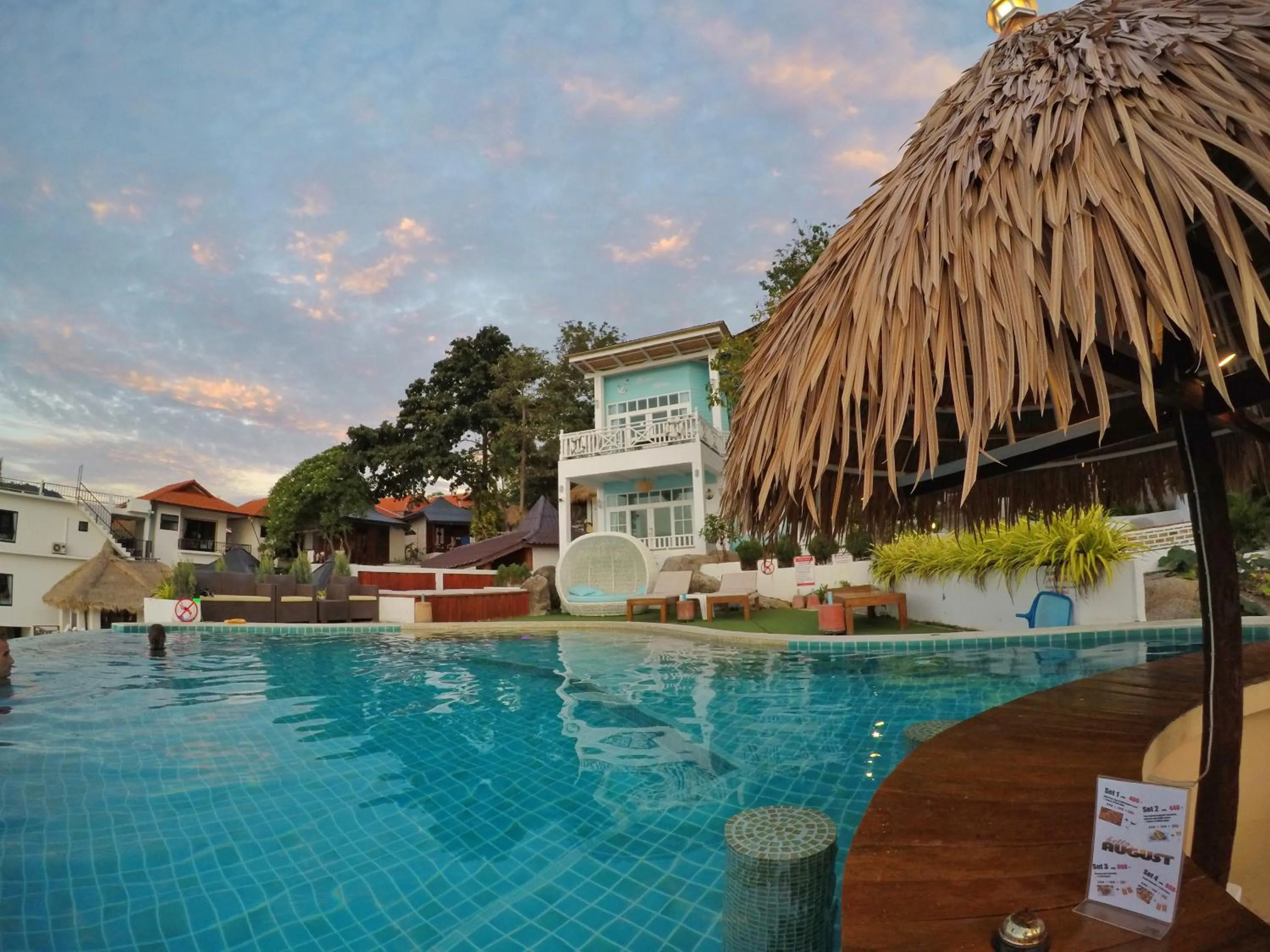 Swimming pool in DD Hut Koh Tao
