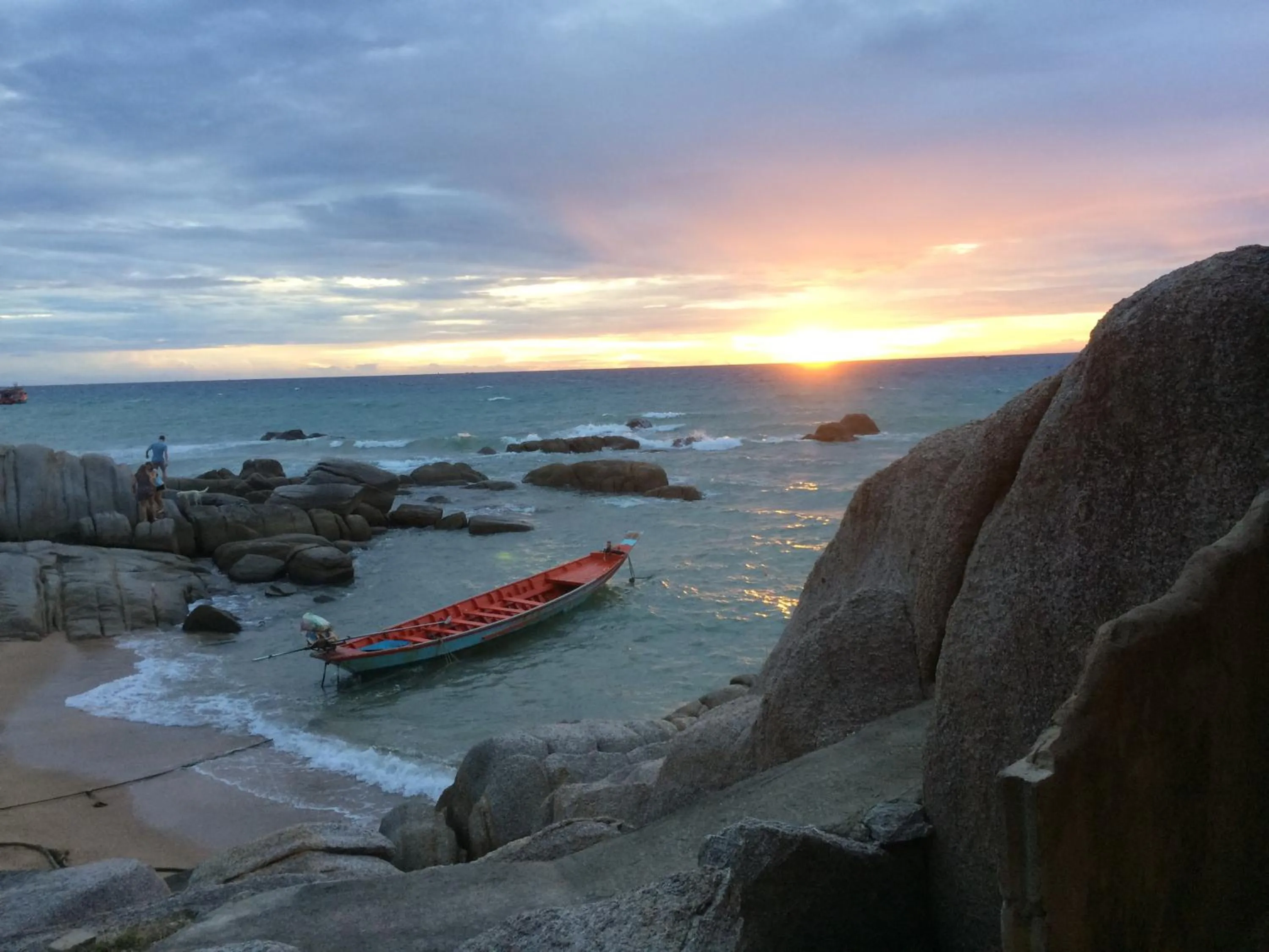 Beach in DD Hut Koh Tao