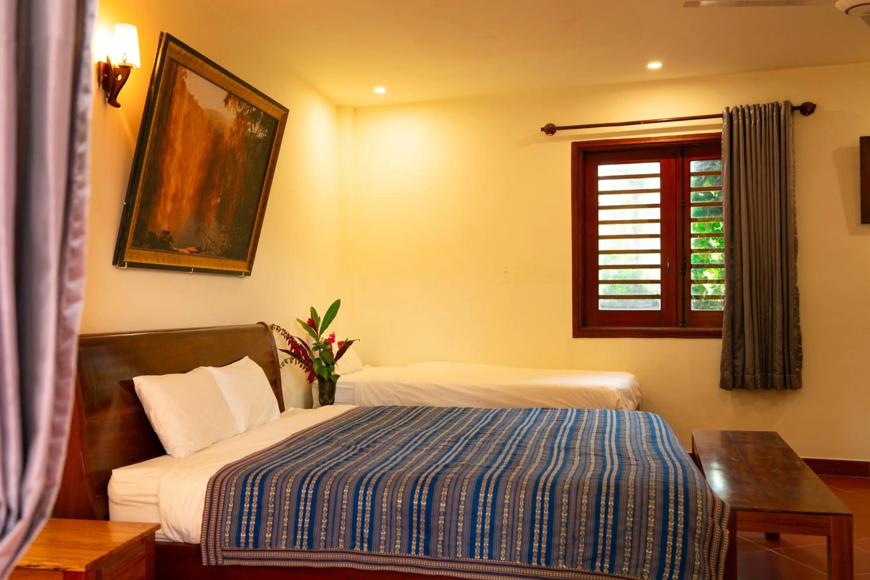 Bedroom, Bed in Ivory Falls Villa