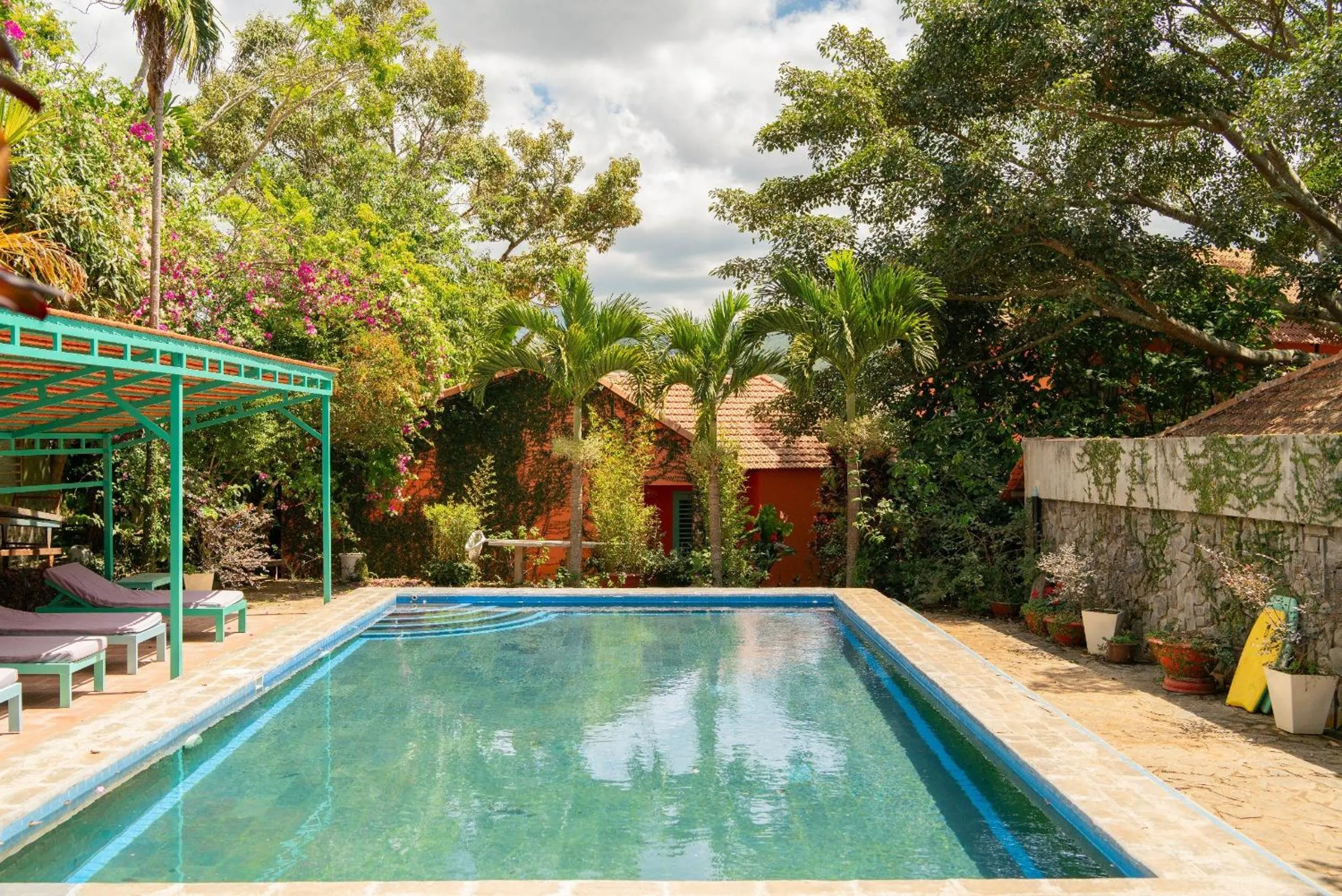 Property building in Ivory Falls Villa