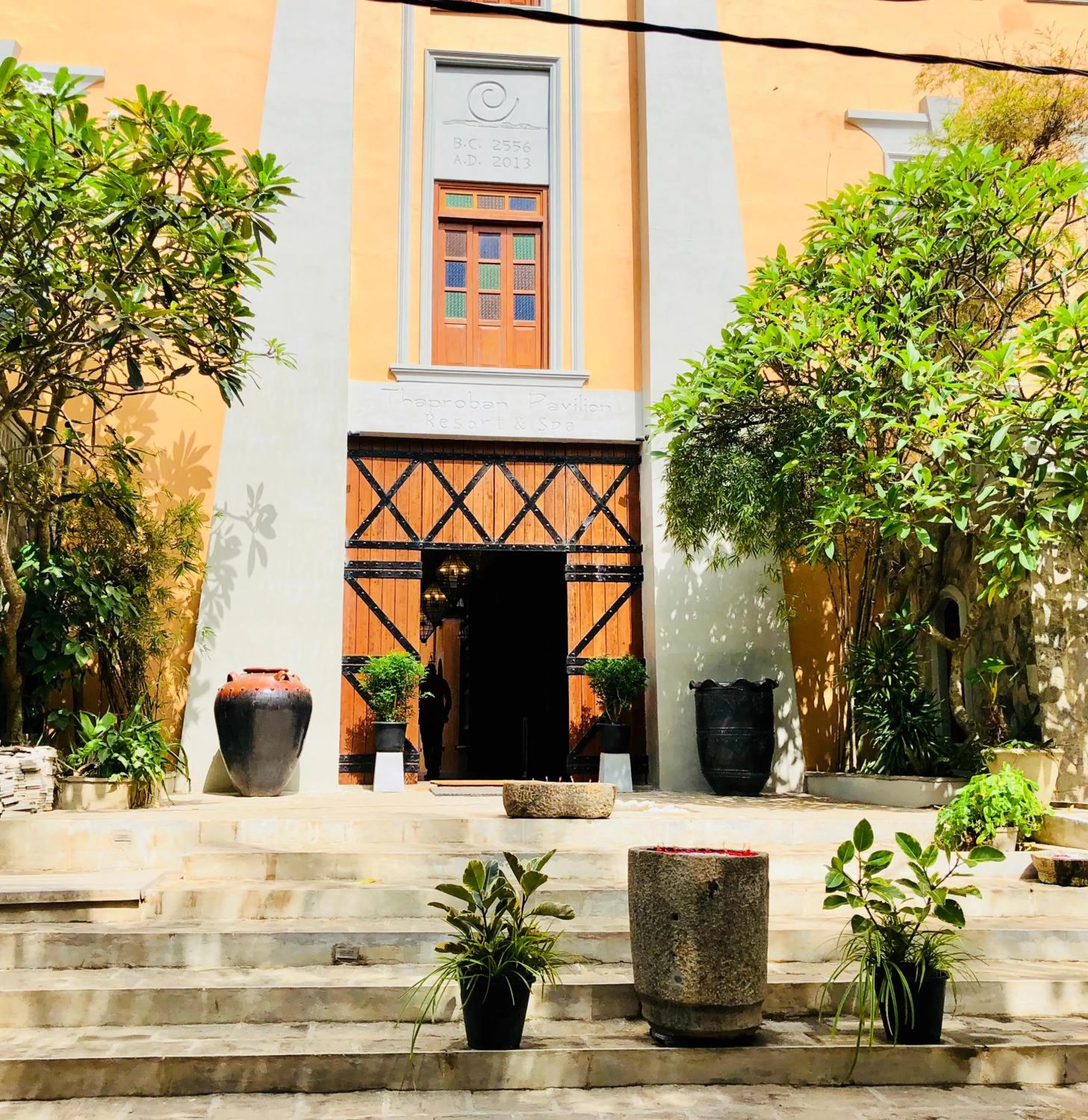 Facade/entrance in Thaproban Pavilion Resort and Spa