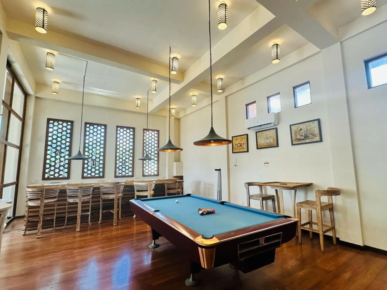Billiard in Thaproban Pavilion Resort and Spa