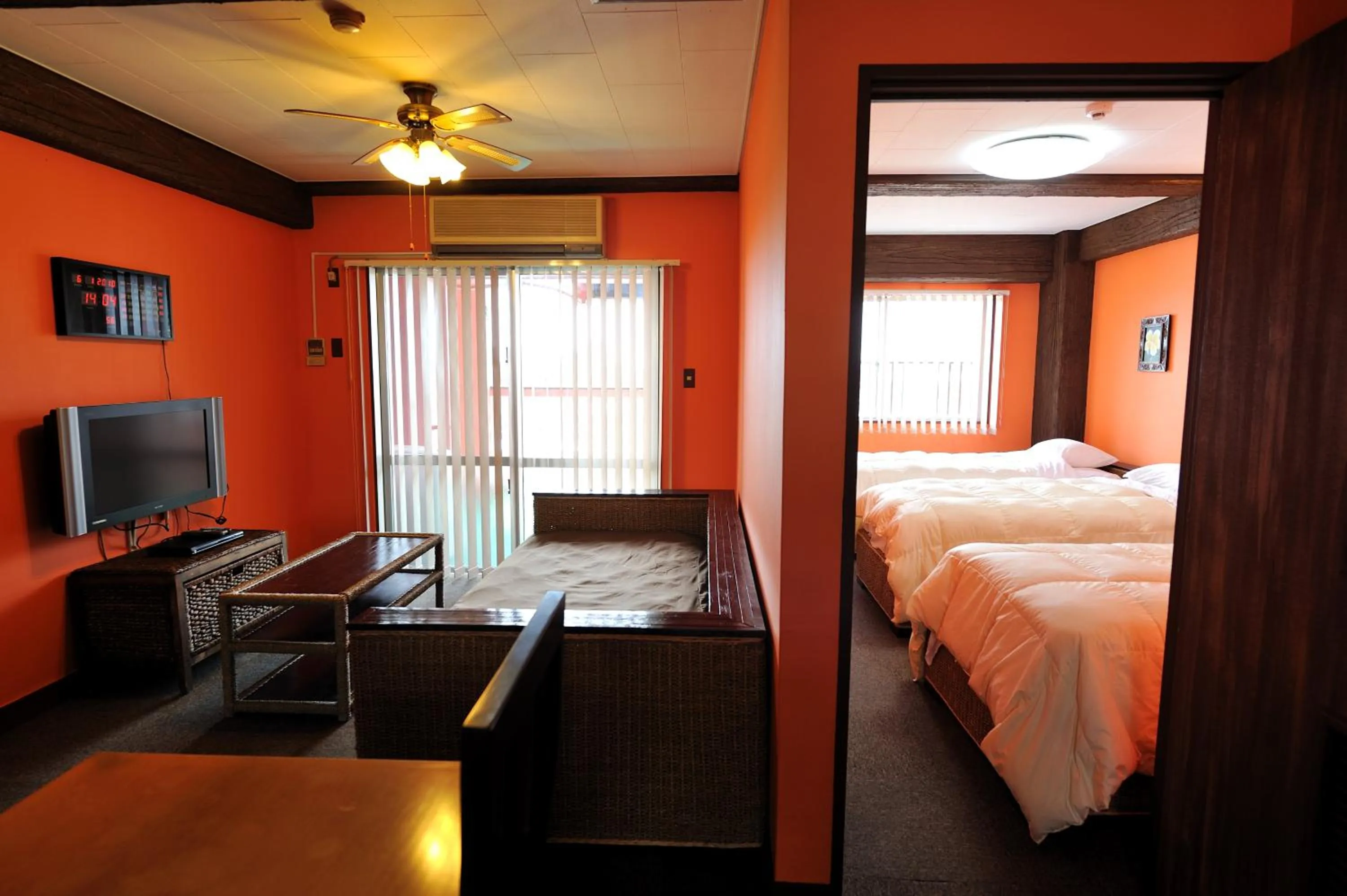 Photo of the whole room, Bed in Royal Hotel