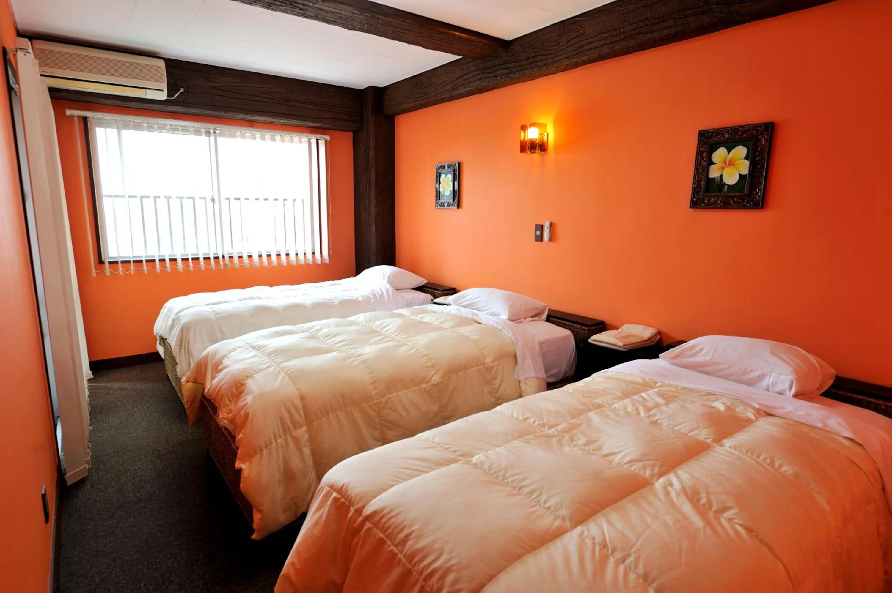 Photo of the whole room, Bed in Royal Hotel